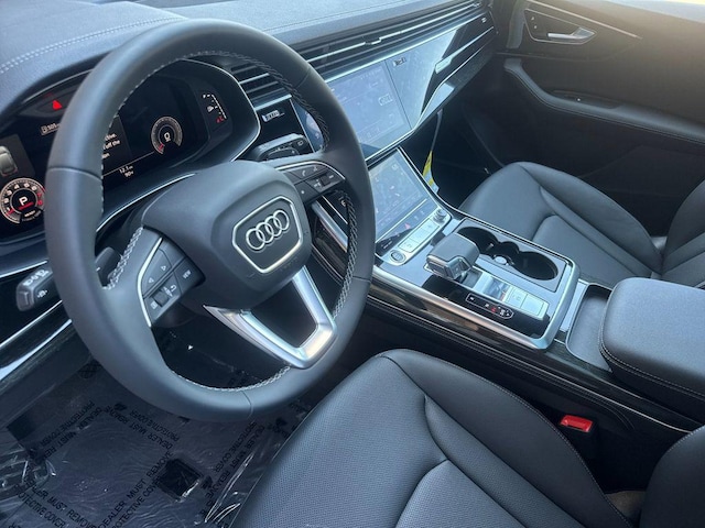 2026 Audi Q7 Premium Plus - Photo 11