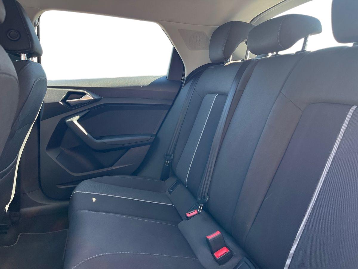 Image about Audi A1 Sportback Design 25 TFSI 70 kW (95 ch) 5 vitesses