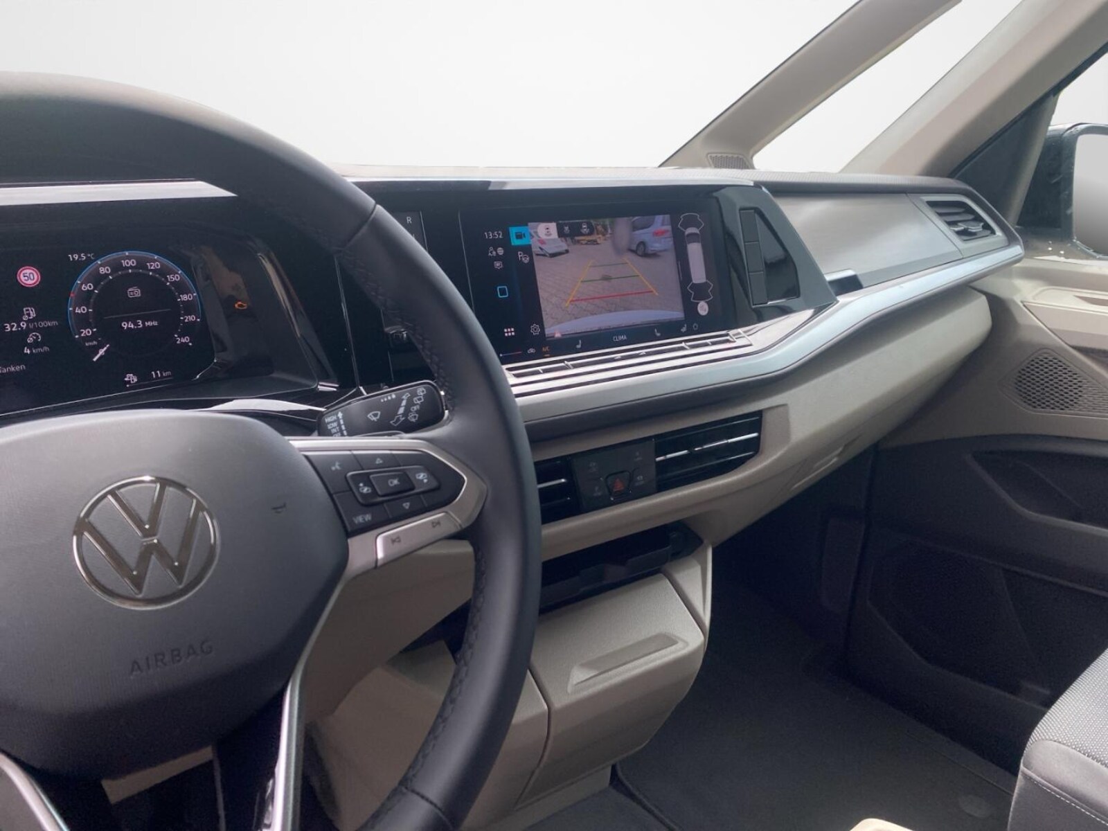 Volkswagen Multivan Langversion – Bild 11