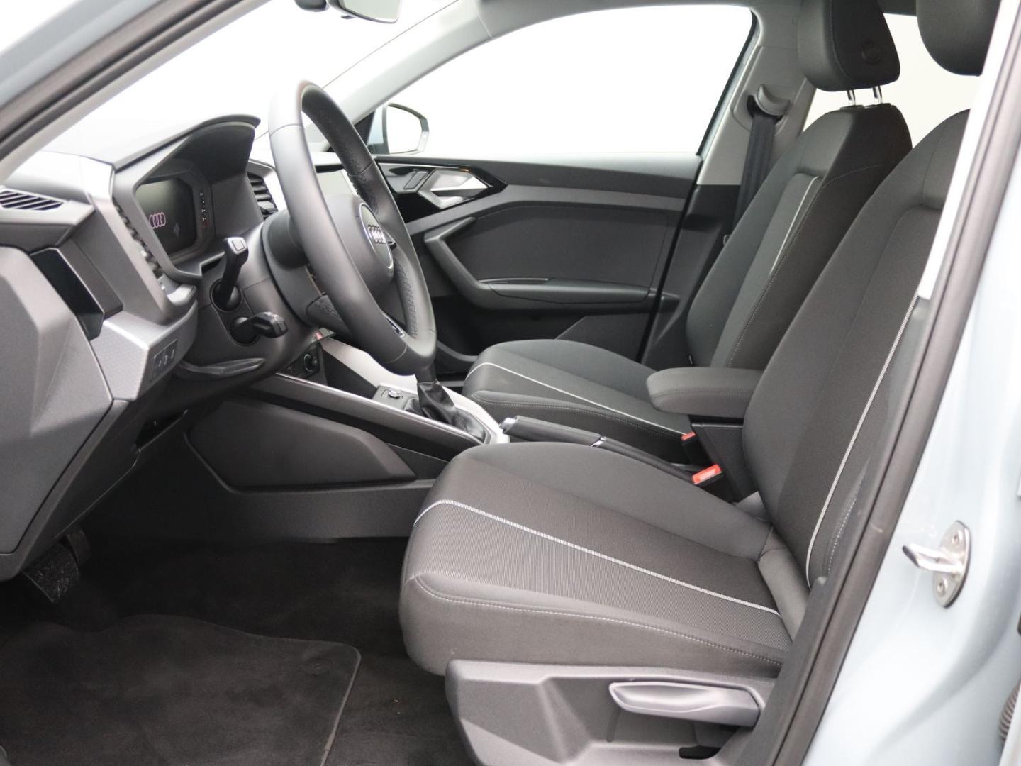Bild über Audi A1 Sportback advanced 30 TFSI S tronic - für weitere Informationen kontaktieren Sie den Audi Partner