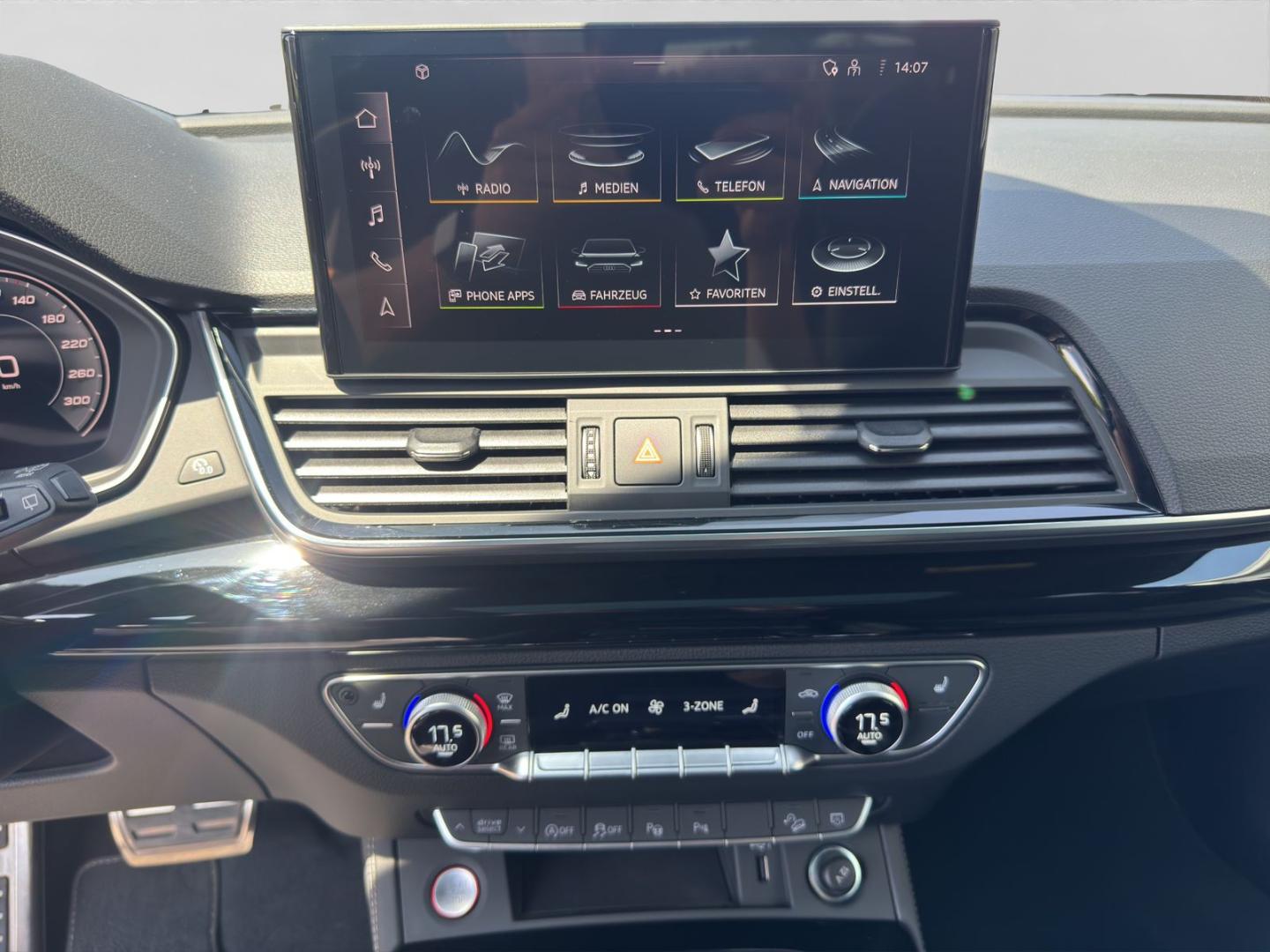 Image about Audi SQ5 Sportback TDI tiptronic