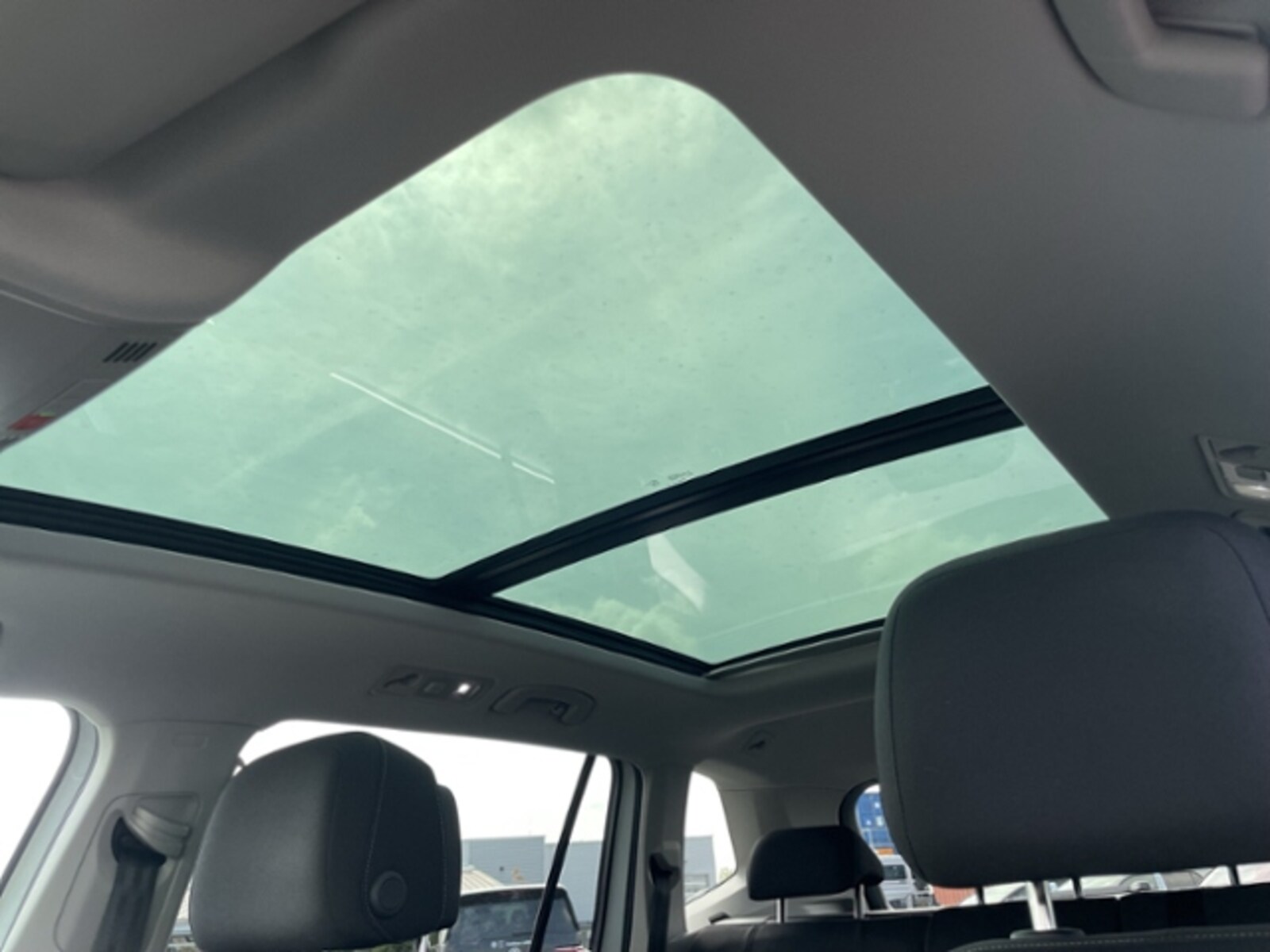 Volkswagen Tiguan Allspace – Bild 12