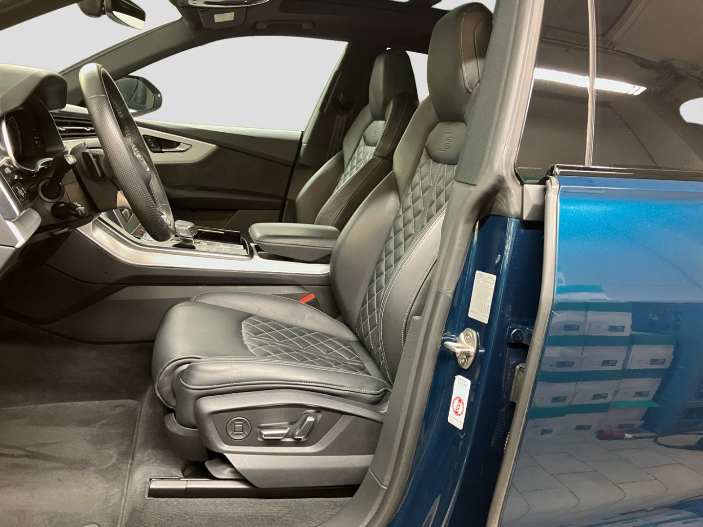 Image about Audi Q8 55 TFSI quattro tiptronic