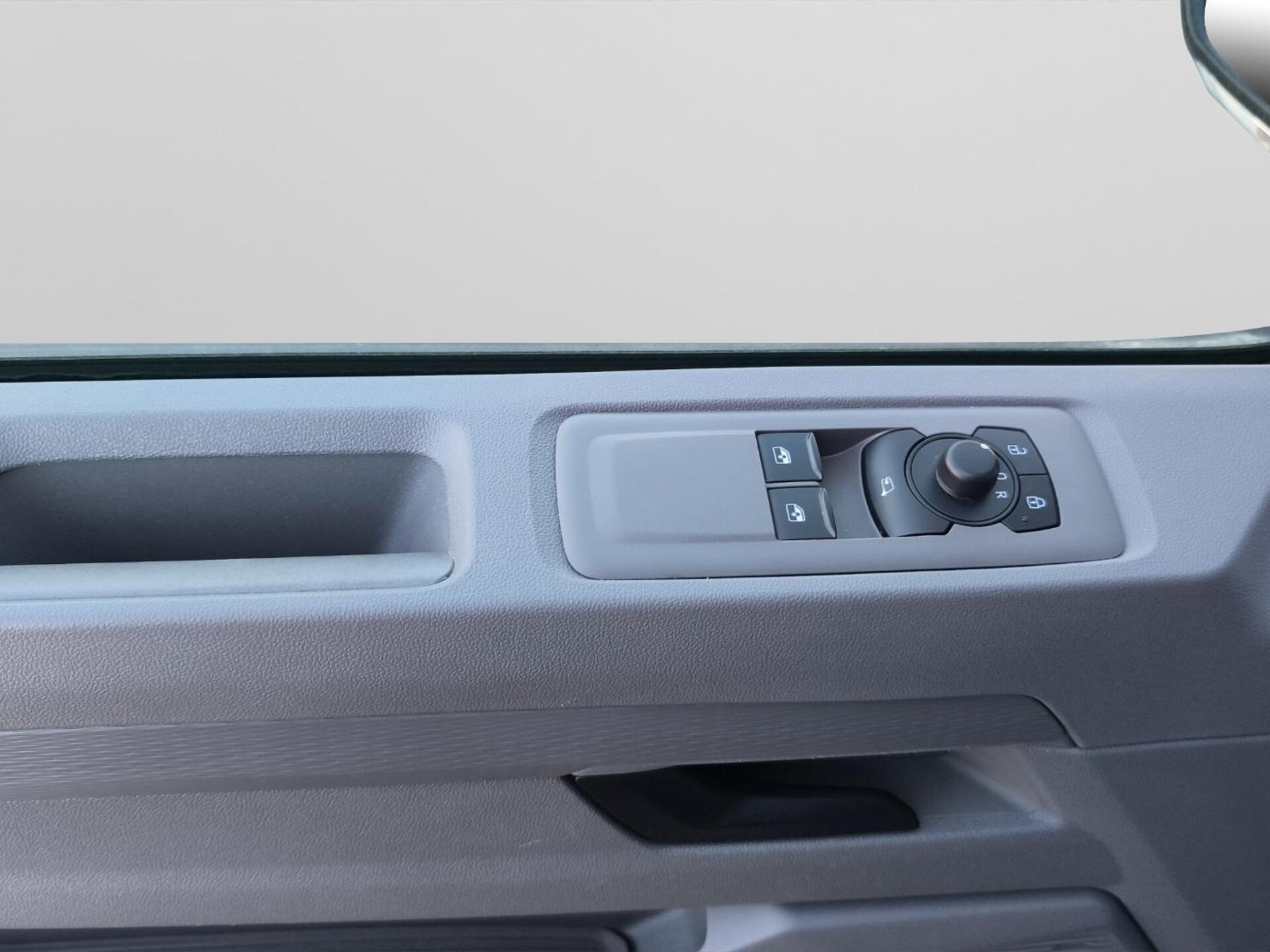 Volkswagen Transporter Kasten langer Radstand