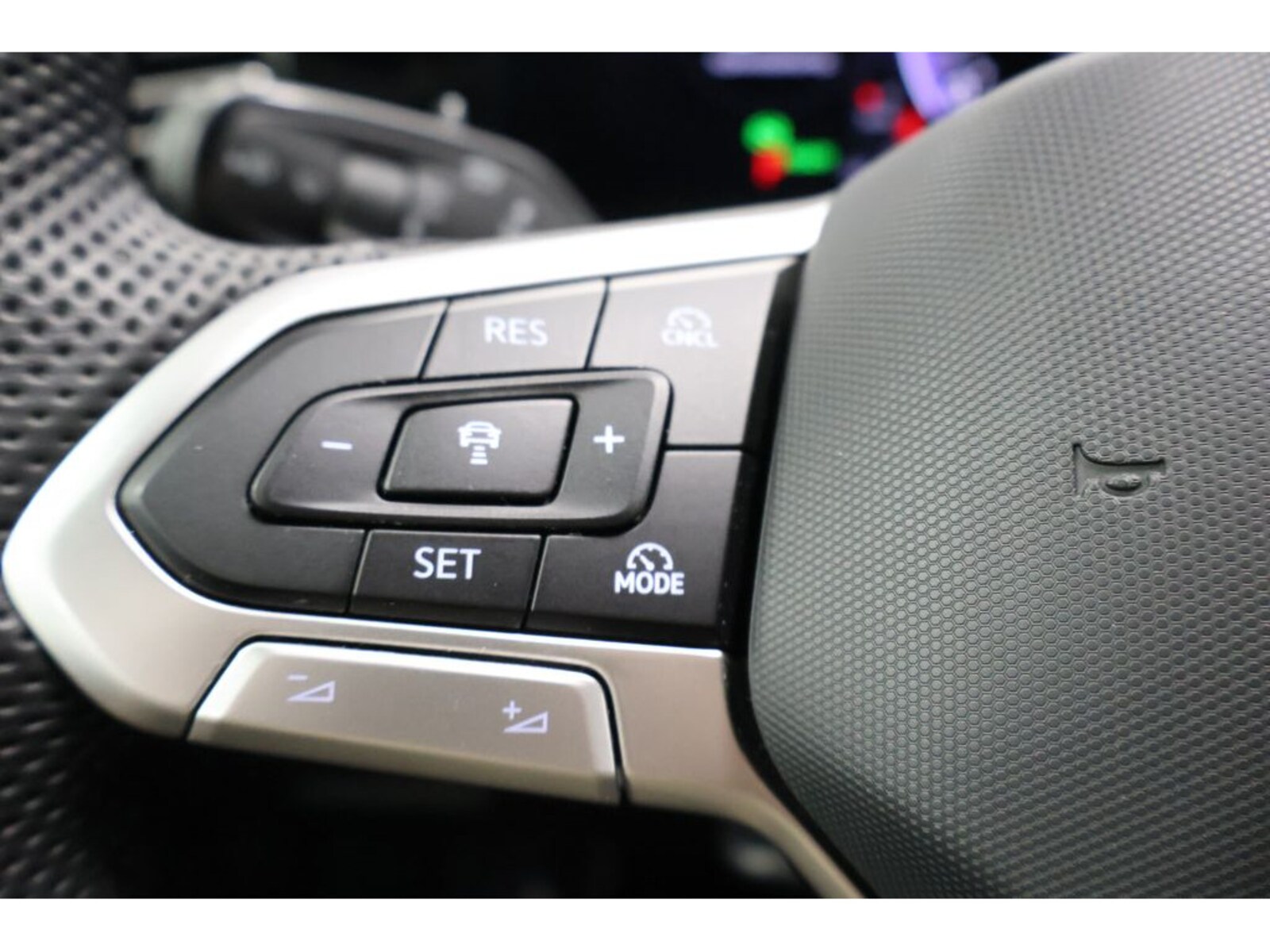 Volkswagen Tiguan – Bild 16