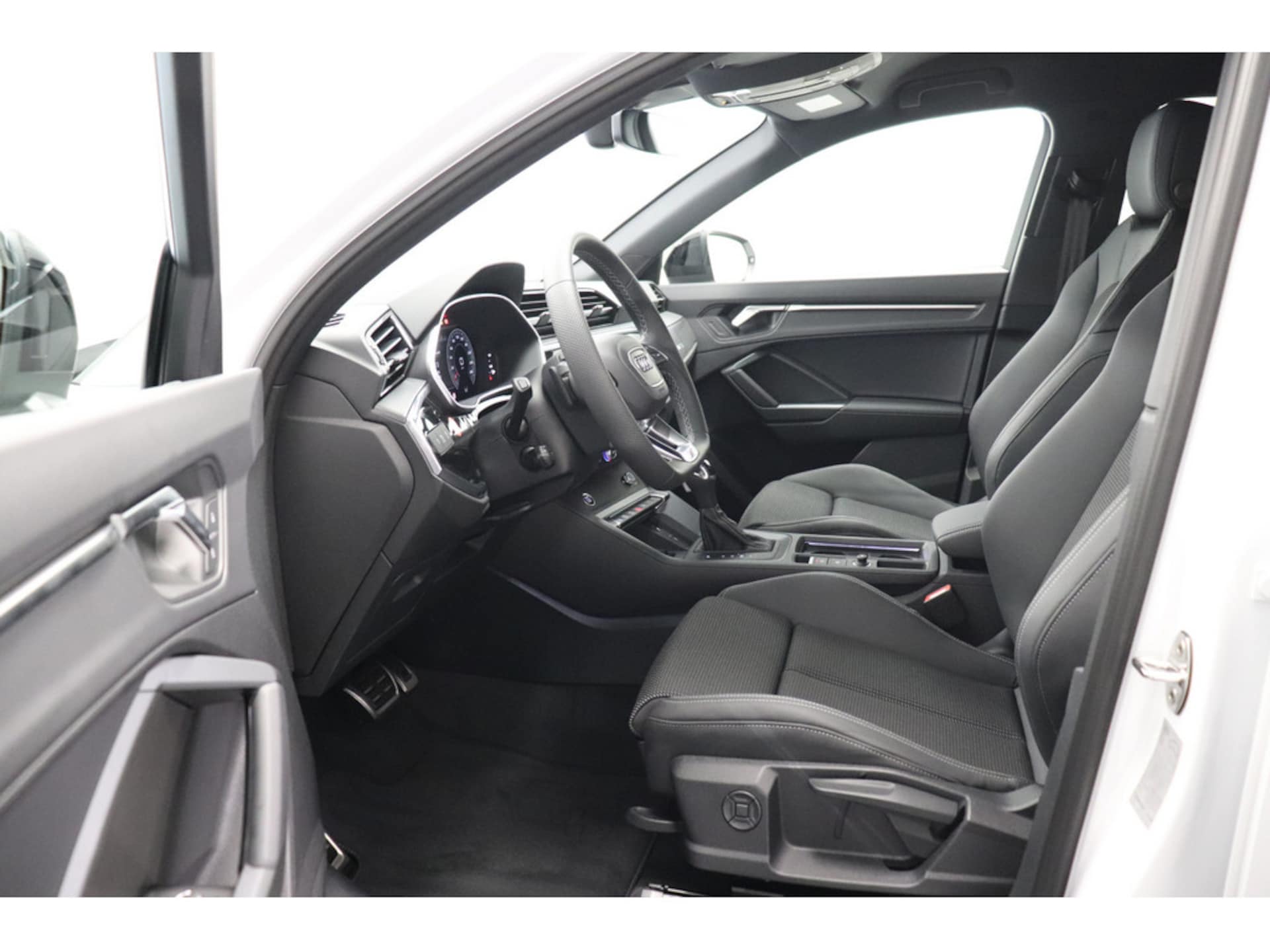 Audi Q3 SUV S line