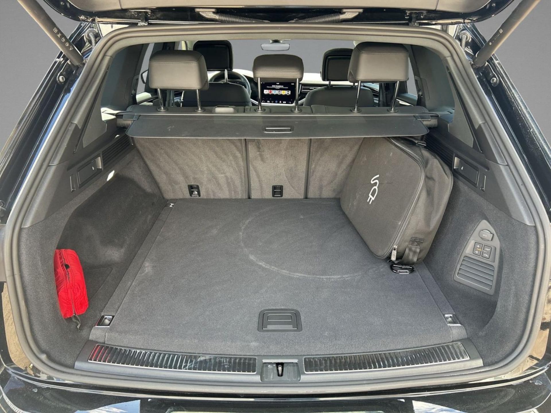 Volkswagen Touareg R