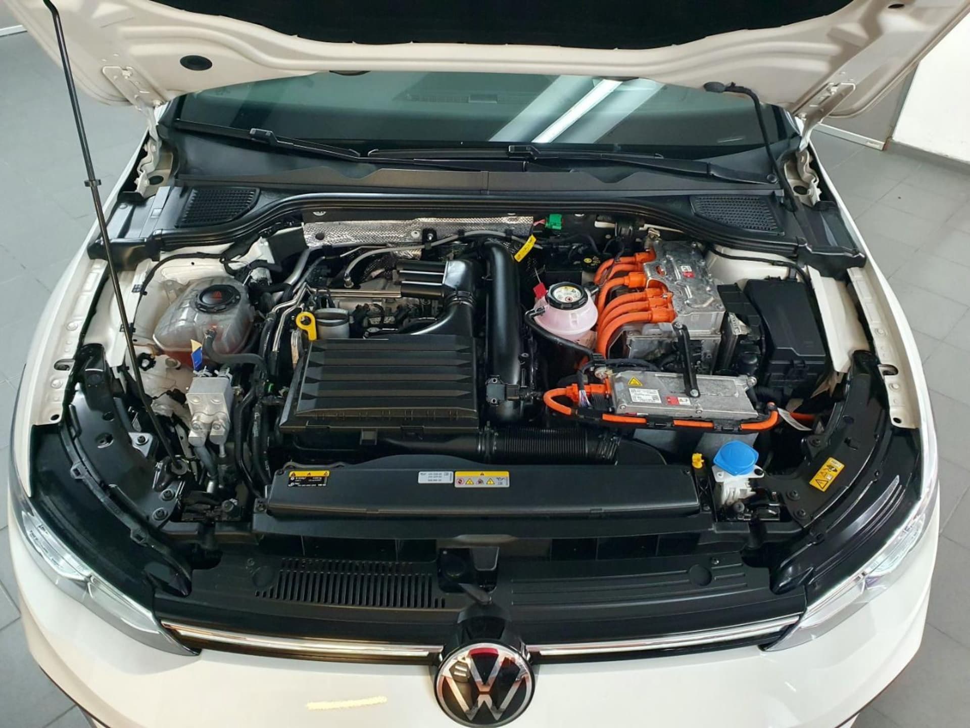 Volkswagen Golf Style