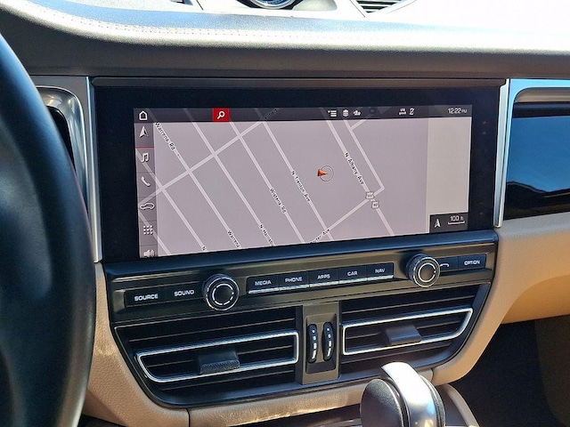 2021 Porsche Macan