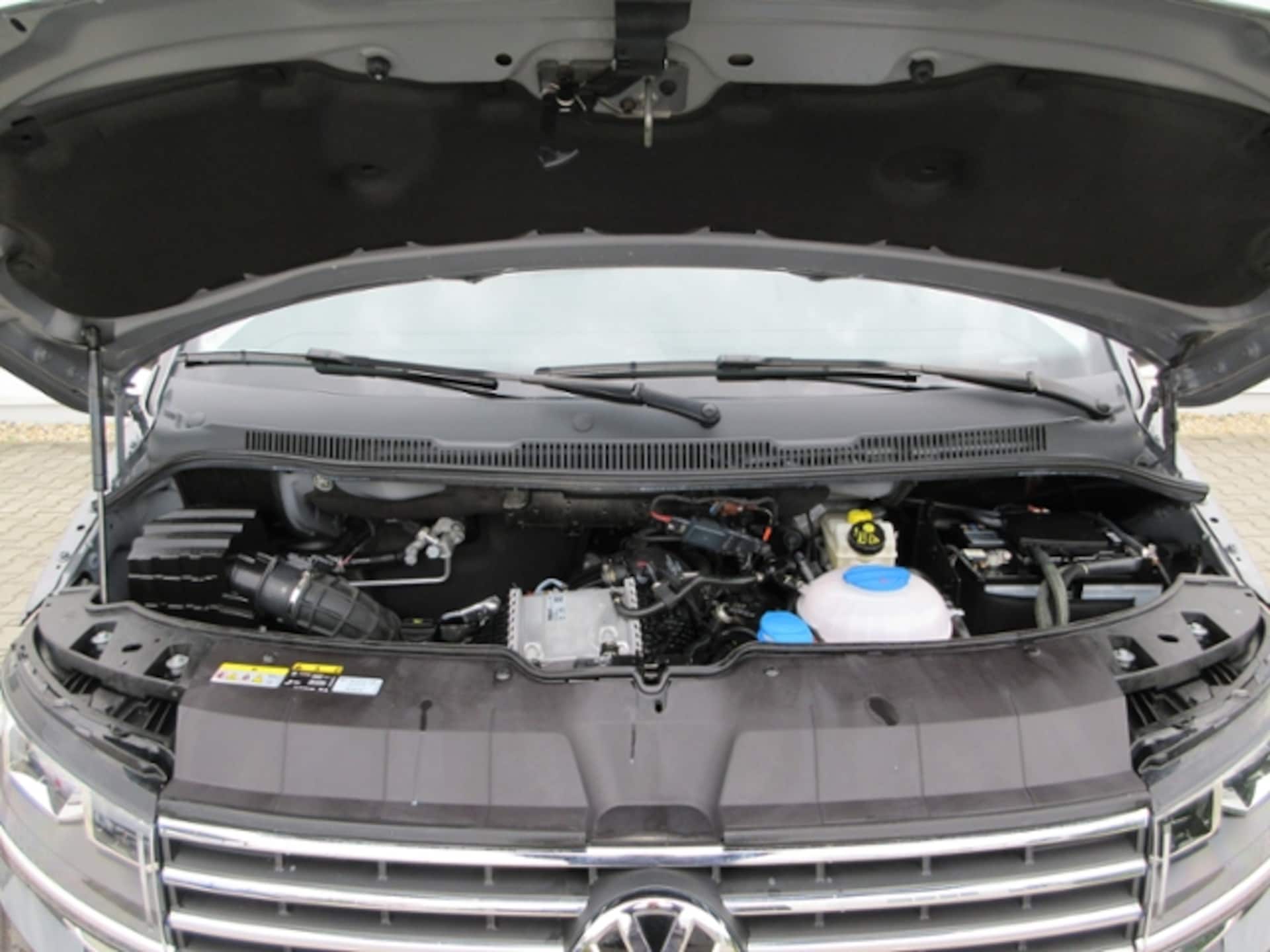 Volkswagen T6.1 Caravelle kurzer Radstand Comfortline