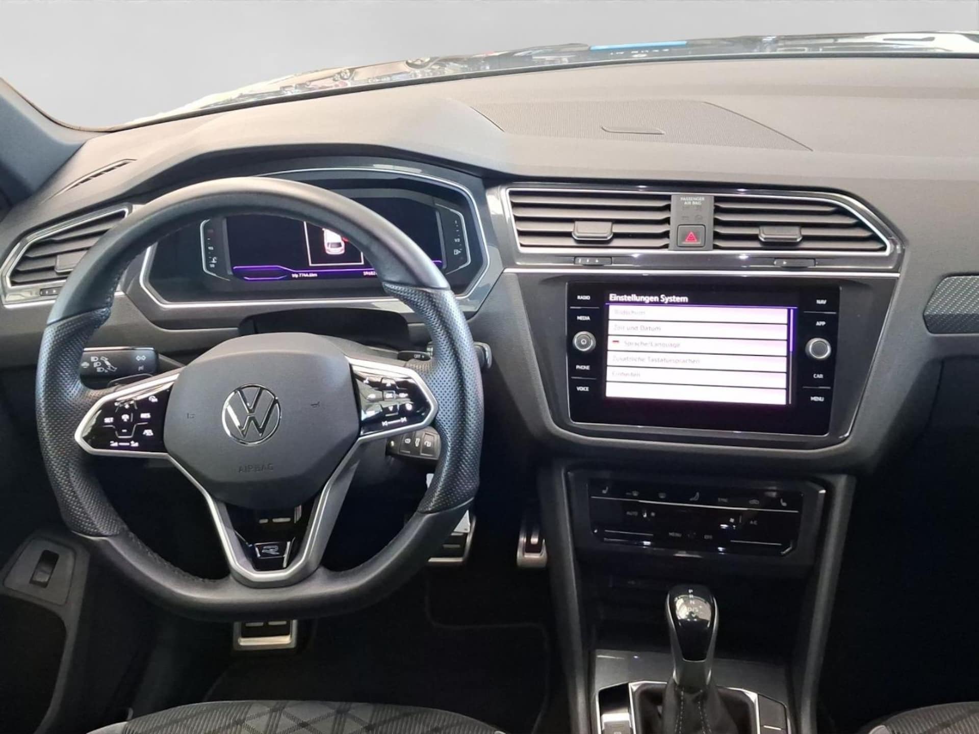 Volkswagen Tiguan R-Line