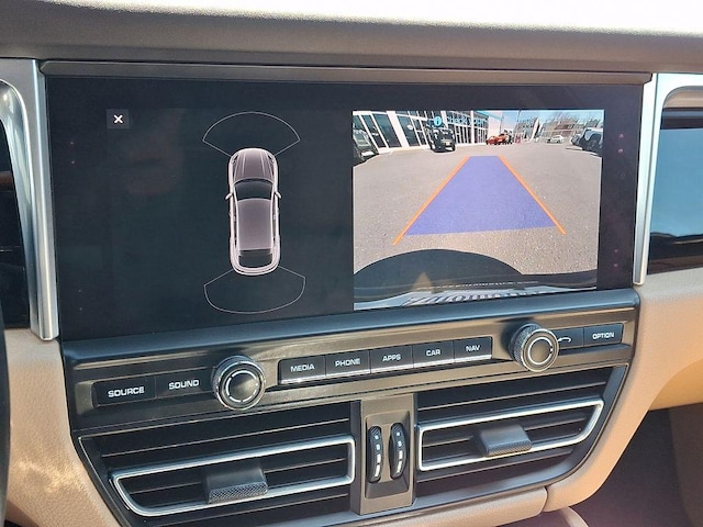 2021 Porsche Macan
