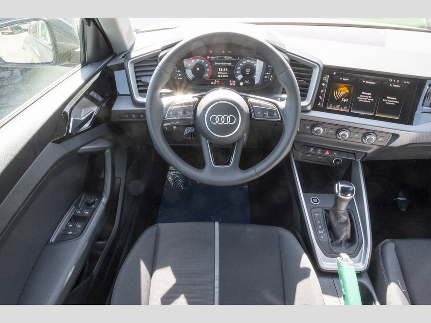 Bild über Audi A1 Sportback advanced 25 TFSI S tronic - für weitere Informationen kontaktieren Sie den Audi Partner