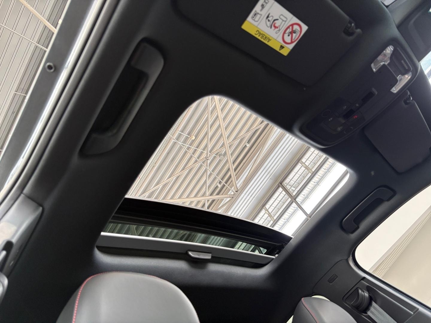 Bild über Audi SQ2 TFSI quattro S tronic - für weitere Informationen kontaktieren Sie den Audi Partner