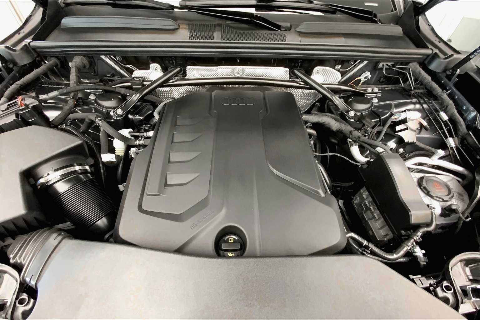 2025 Audi Q5 Premium Plus - Photo 16