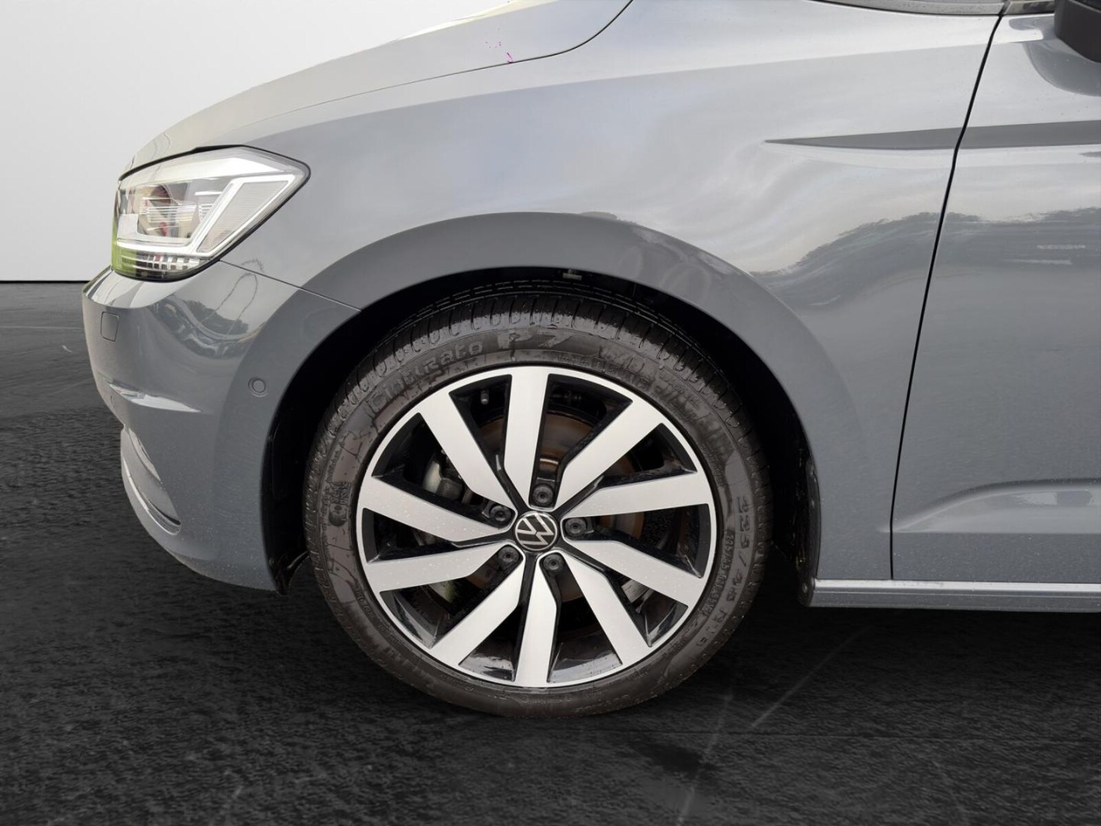 Volkswagen Touran – Bild 6