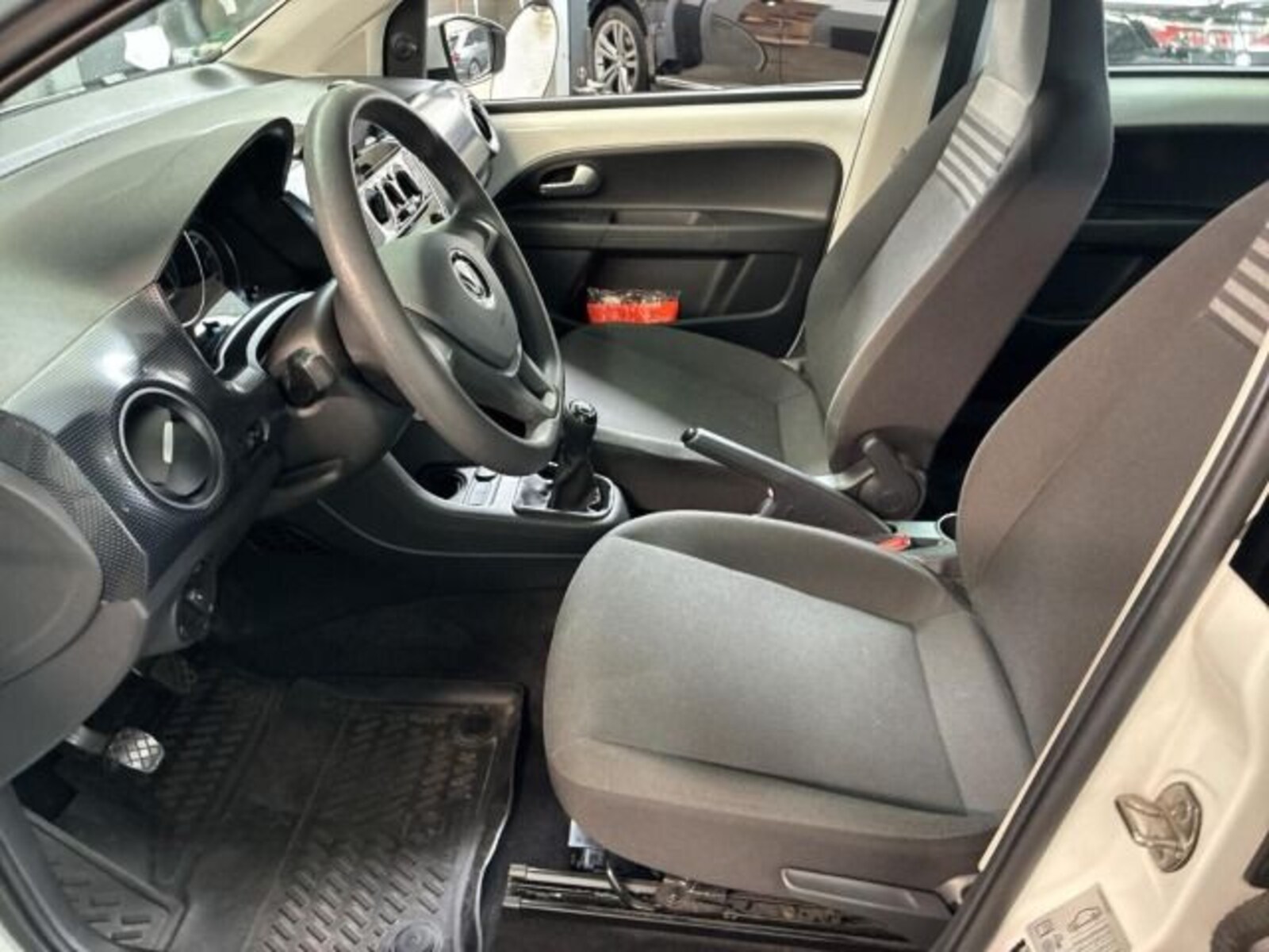 Volkswagen up! – Bild 8