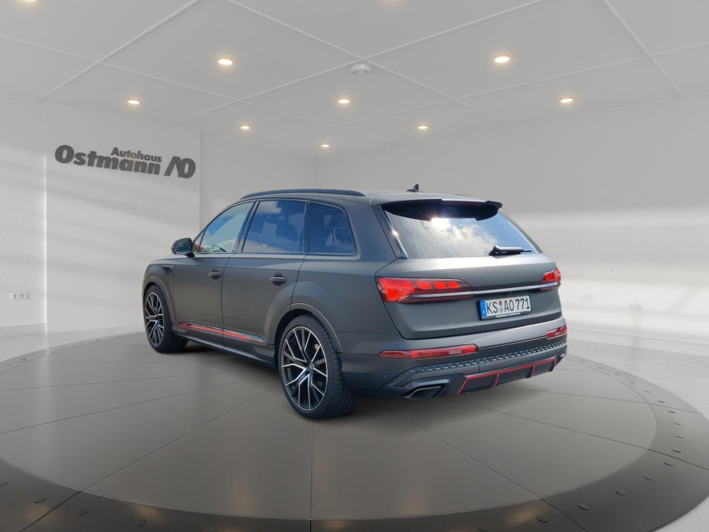 Image about Audi Q7 SUV S line 50 TDI quattro tiptronic