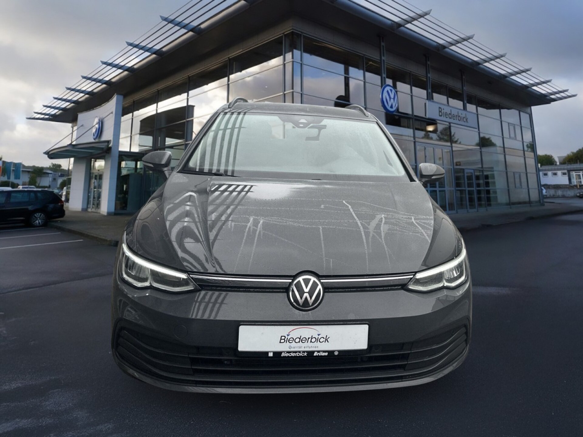 Volkswagen Golf Variant Life