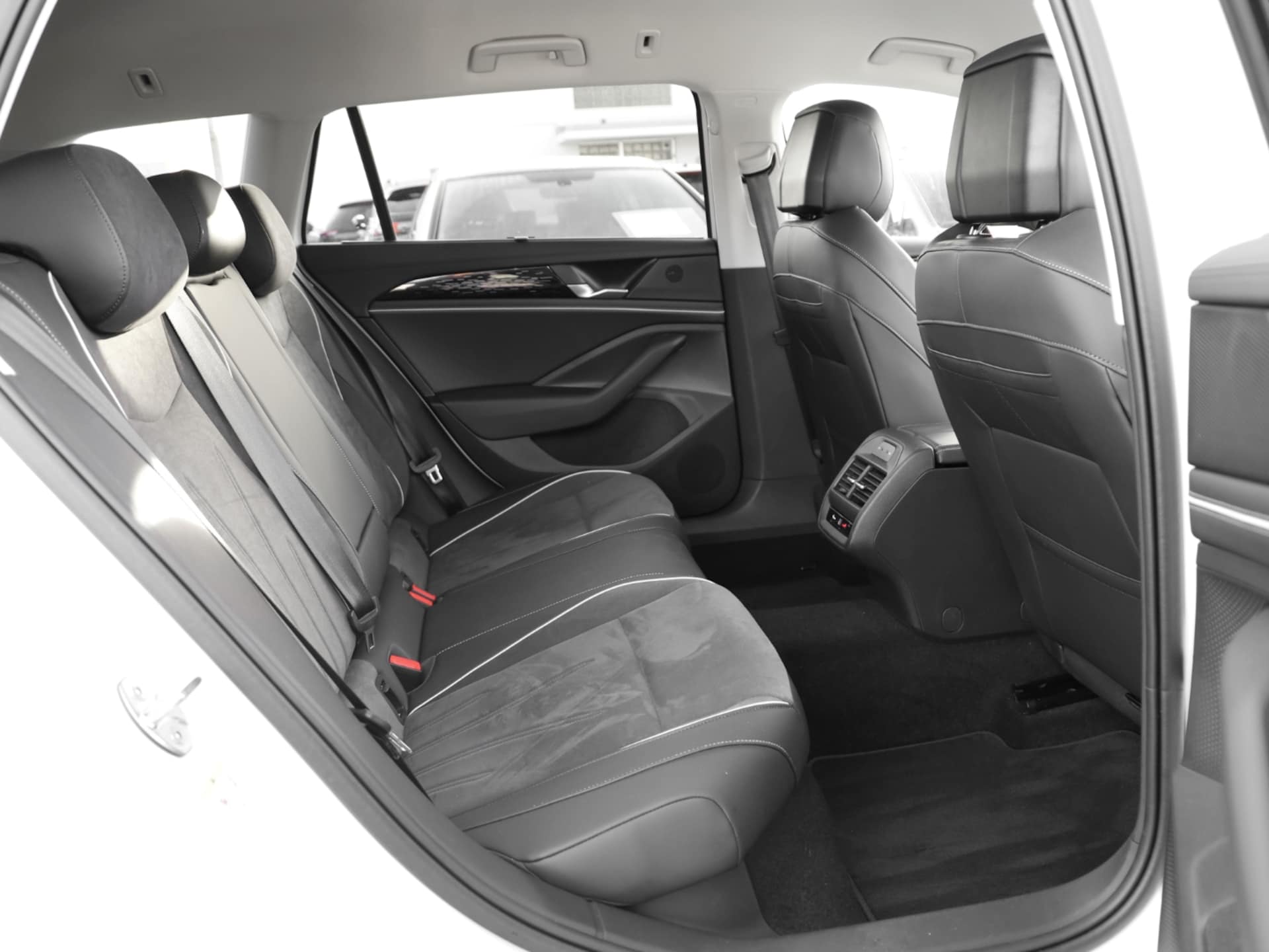 Volkswagen Passat Elegance