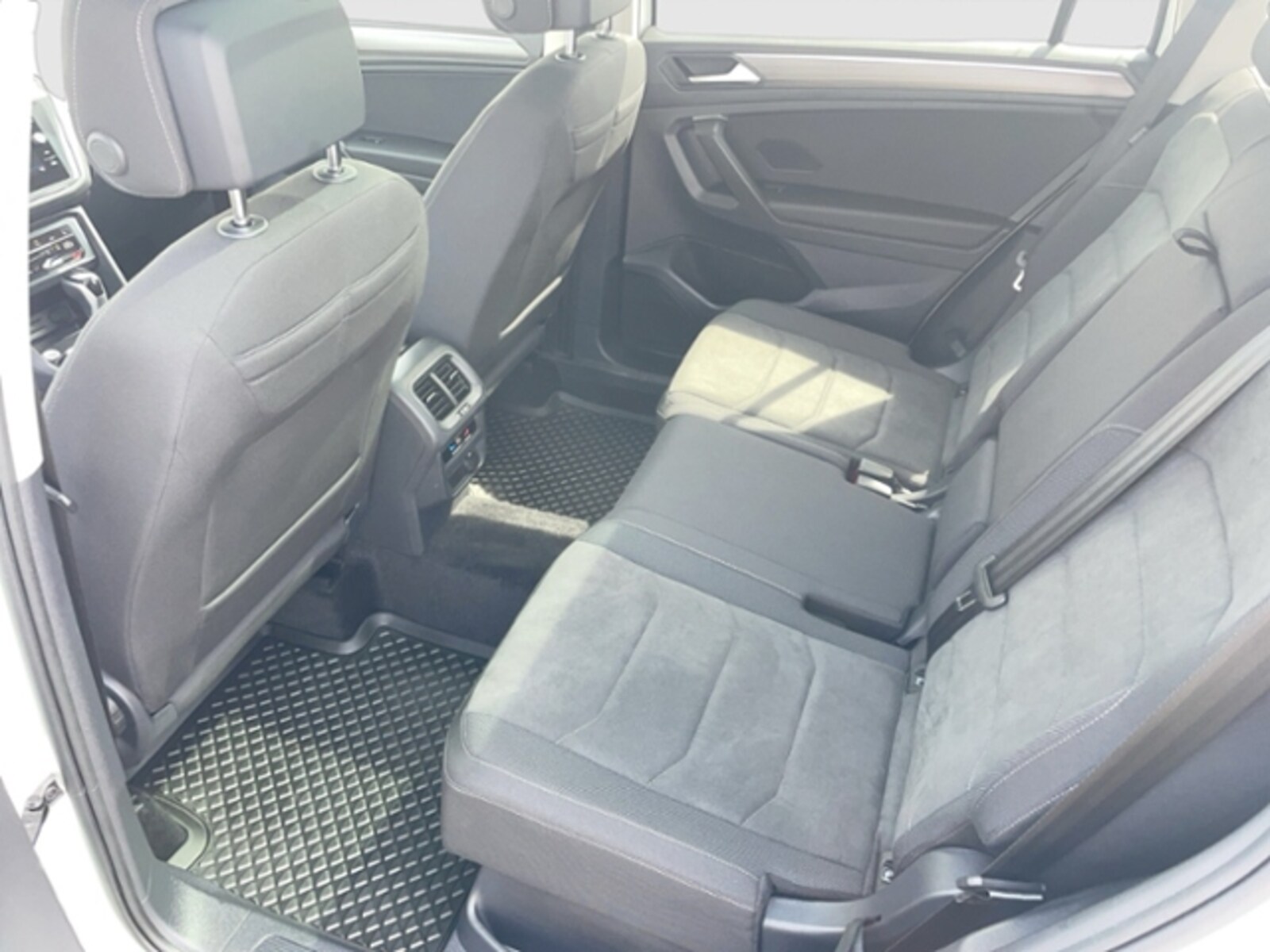Volkswagen Tiguan Allspace – Bild 18