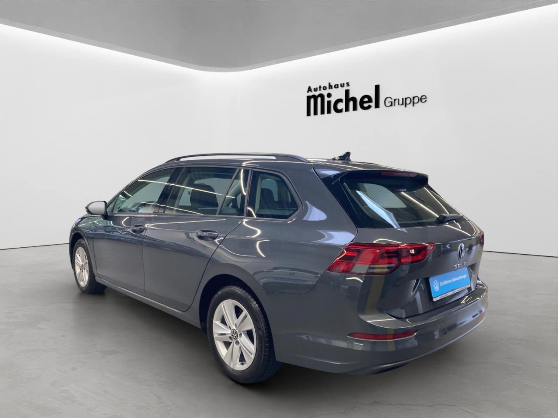 Volkswagen Golf Variant Life