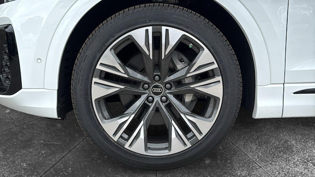 2026 Audi Q8 Premium Plus - Photo 26