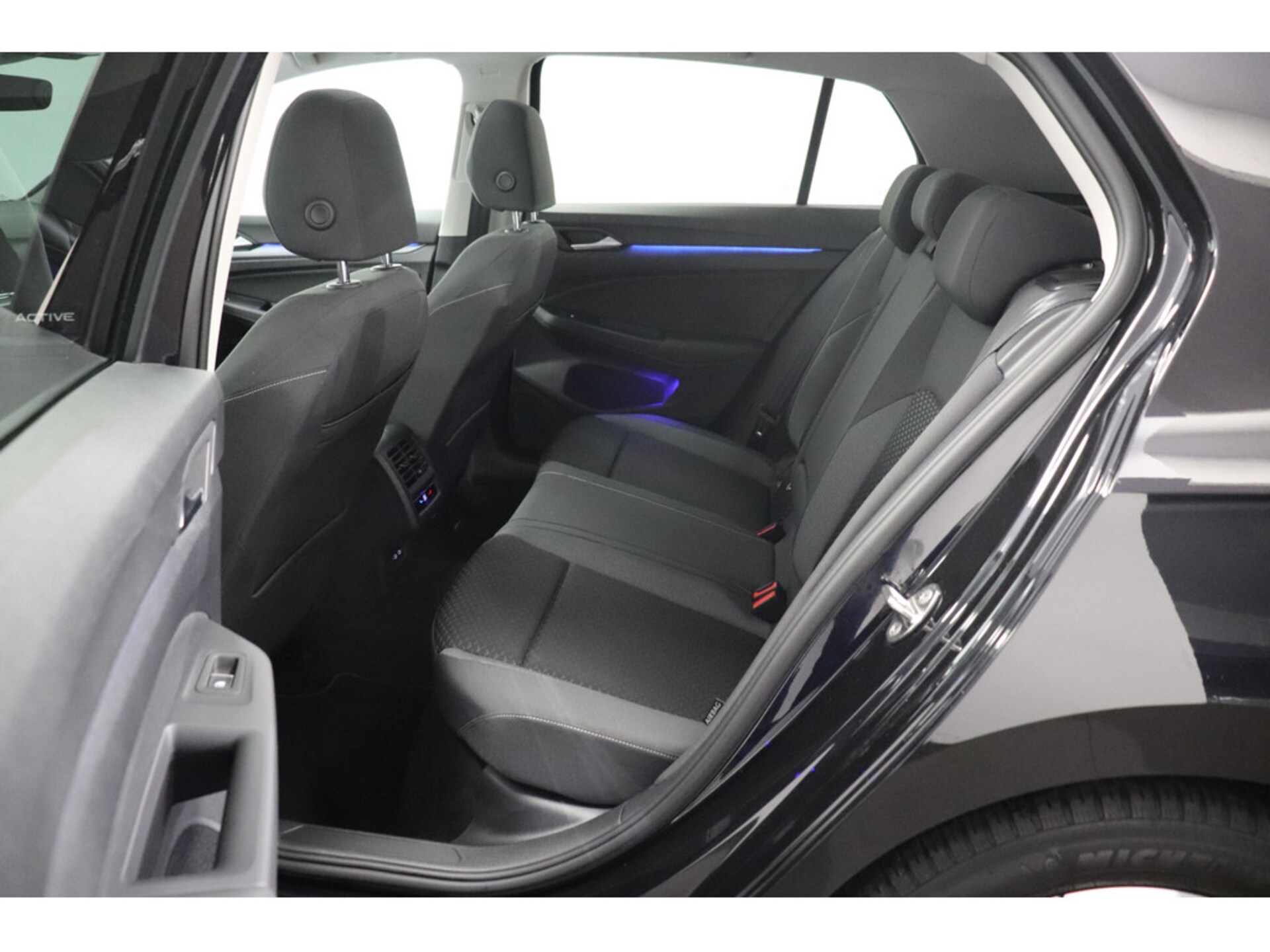 Volkswagen Golf Active