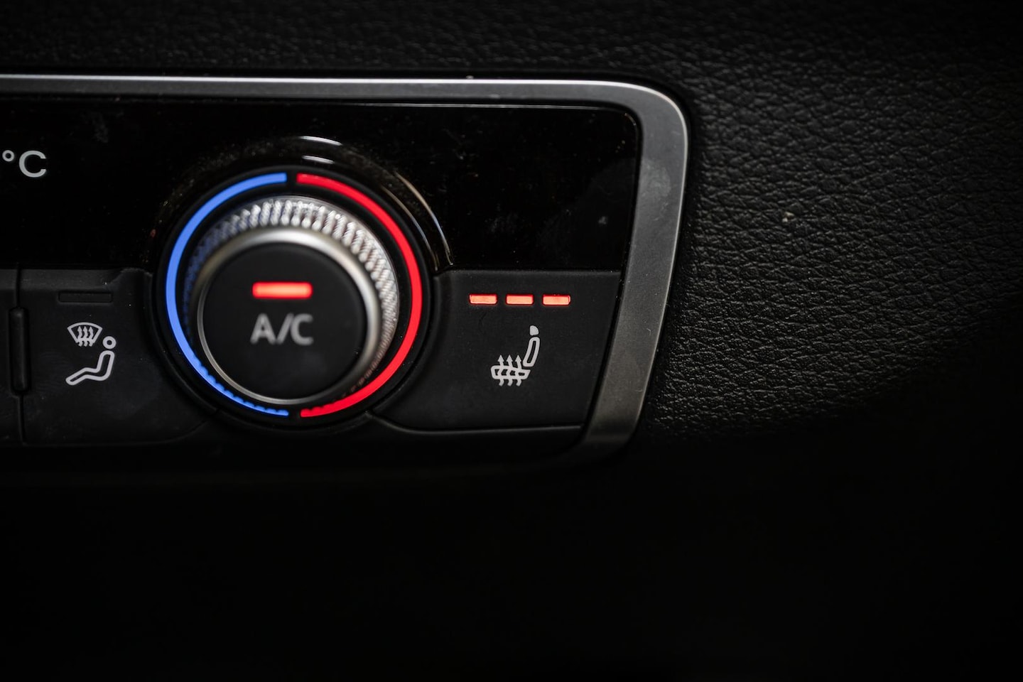 Image about Audi Q2 35 TFSI S tronic