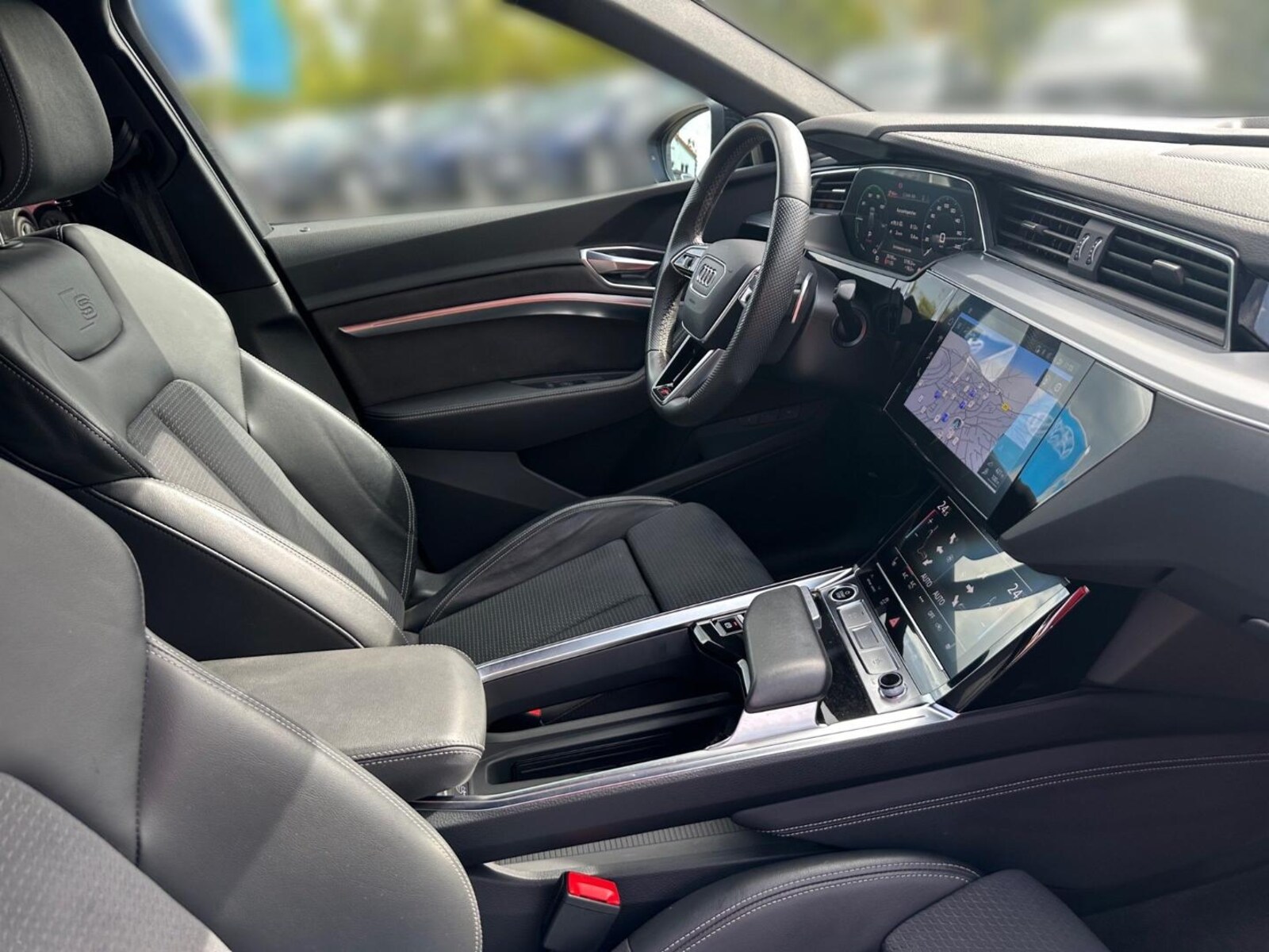 Audi Q8 Sportback e-tron – Bild 15