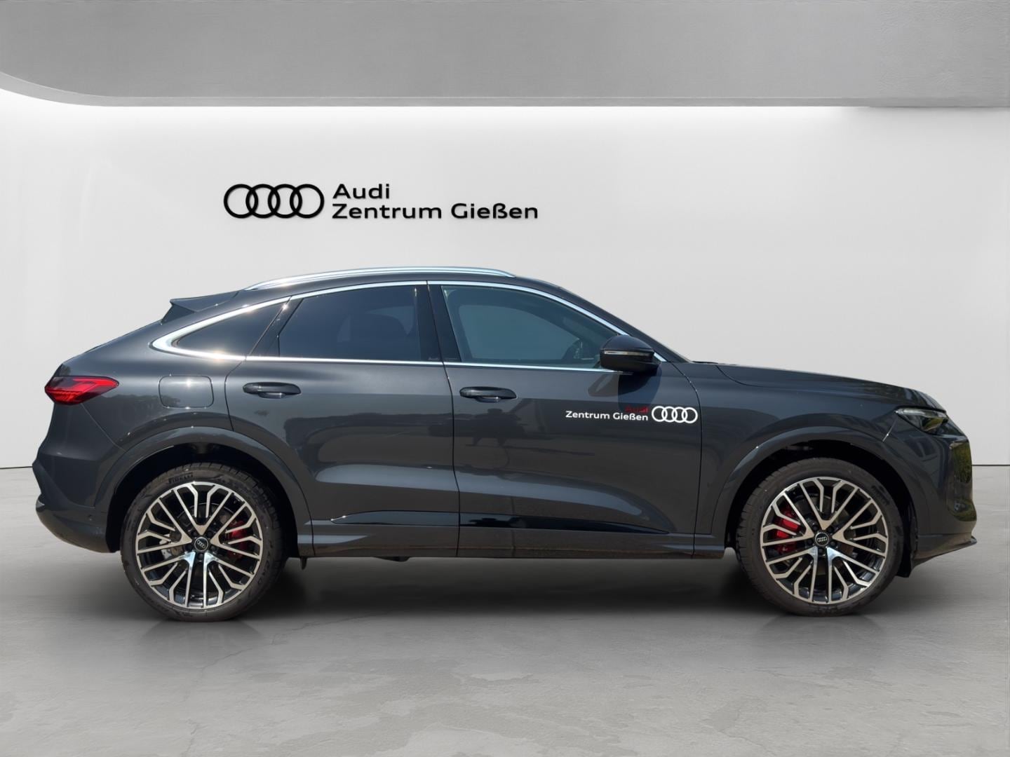 Bild über Audi Q5 Sportback TDI quattro 150 kW S tronic - für weitere Informationen kontaktieren Sie den Audi Partner