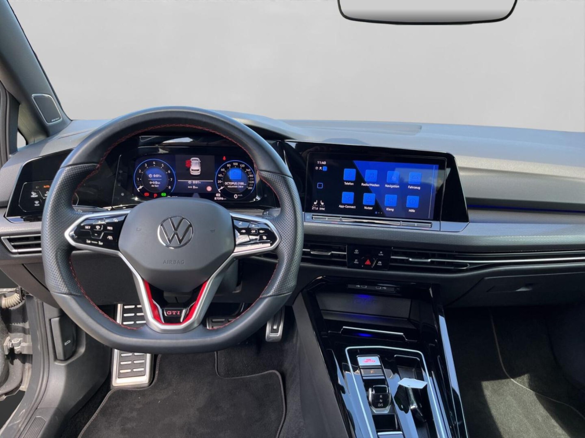 Volkswagen Golf GTI