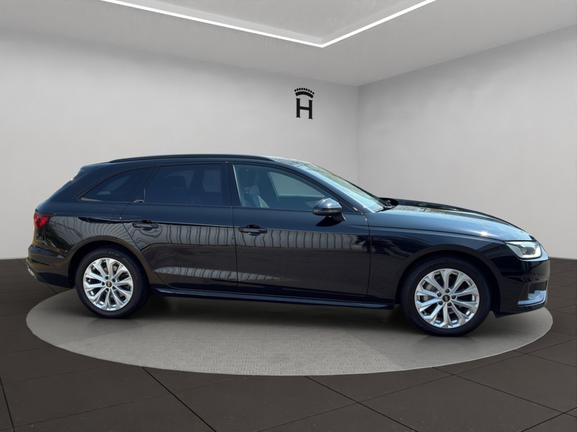 Audi A4 Avant Advanced