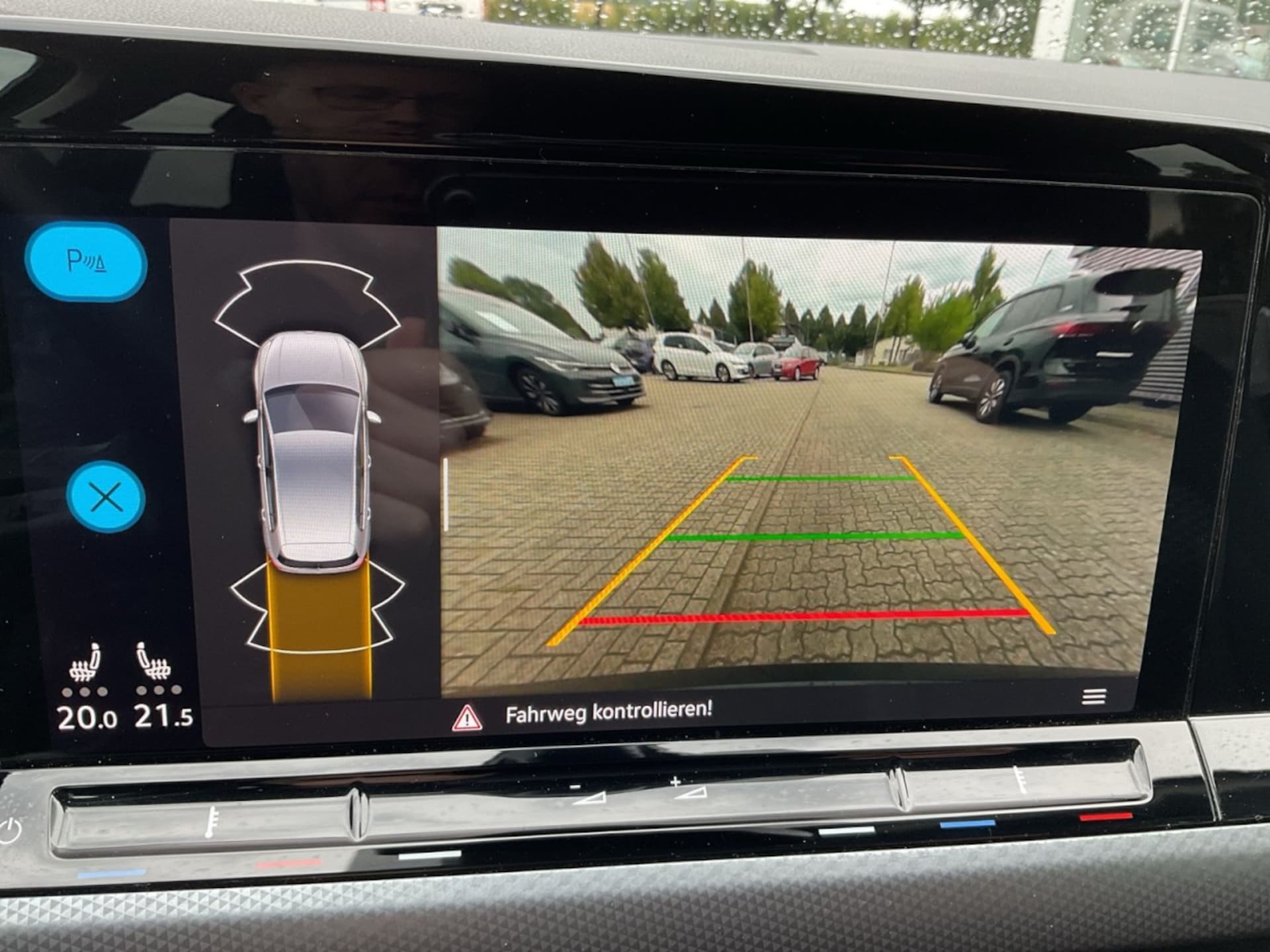 Volkswagen Golf Active