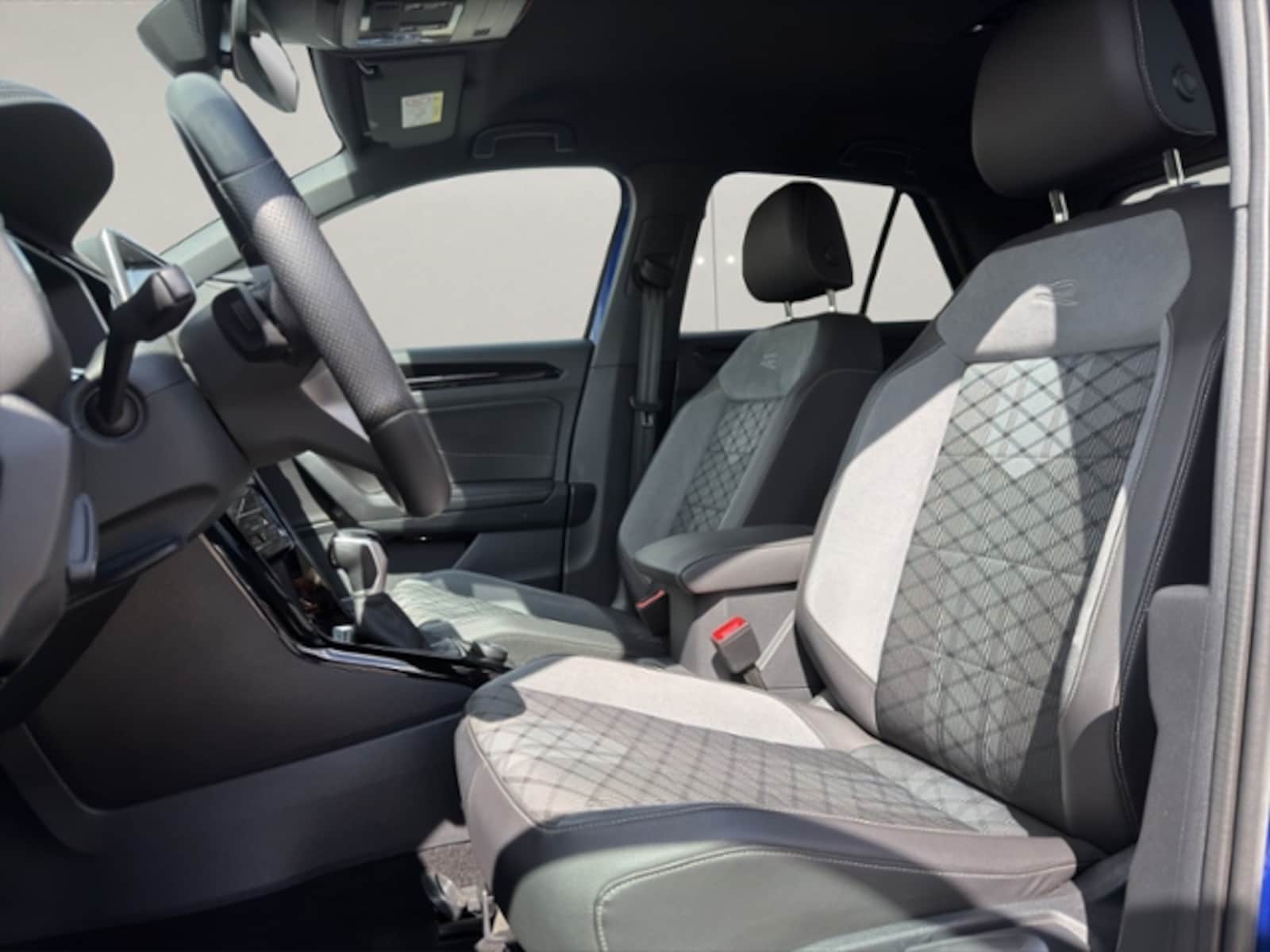 Volkswagen T-Roc – Bild 11