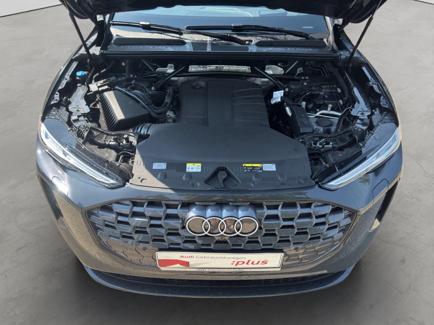 Bild über Audi Q5 Sportback TDI quattro 150 kW S tronic - für weitere Informationen kontaktieren Sie den Audi Partner