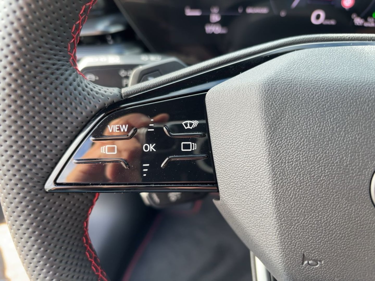 Bild über Audi A6 Avant edition one TDI quattro 150 kW S tronic - für weitere Informationen kontaktieren Sie den Audi Partner