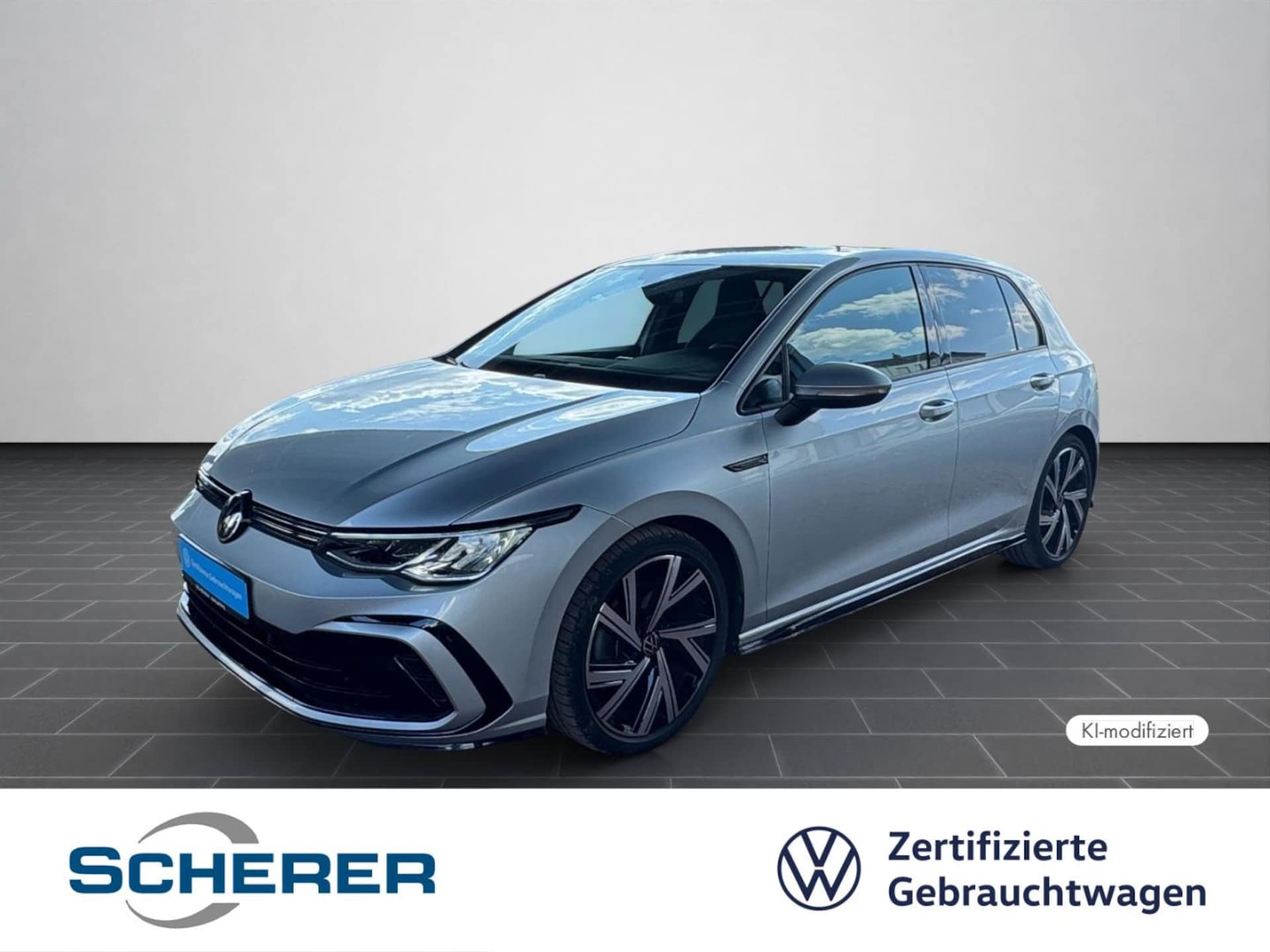 Volkswagen Golf 2022 — Golf VIII R-LINE 1.5 TSI LED NAVI PDC SHZ HK ACC APP LIGHT ASSIST AIR CARE