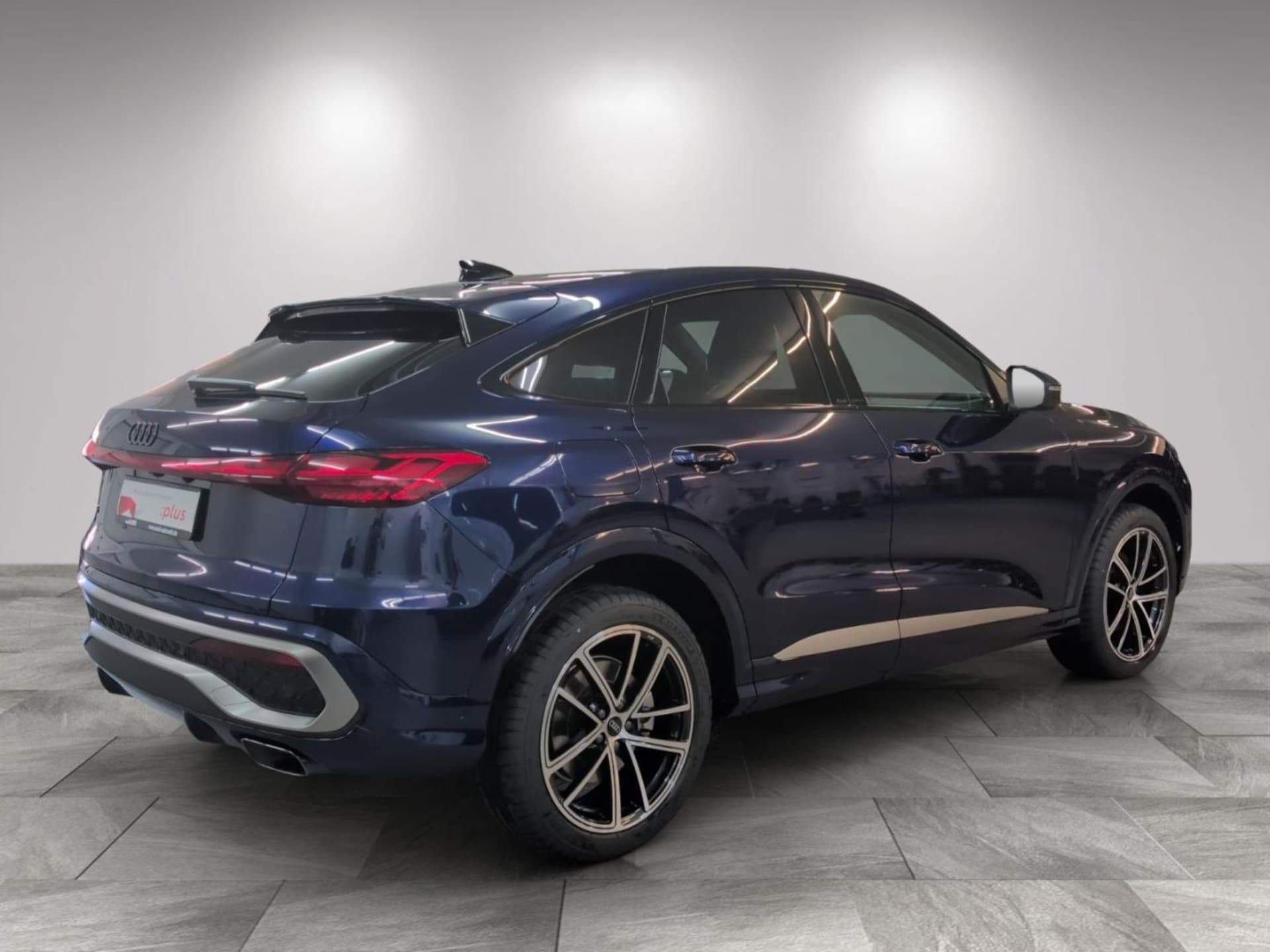 Audi Q5 Sportback edition one