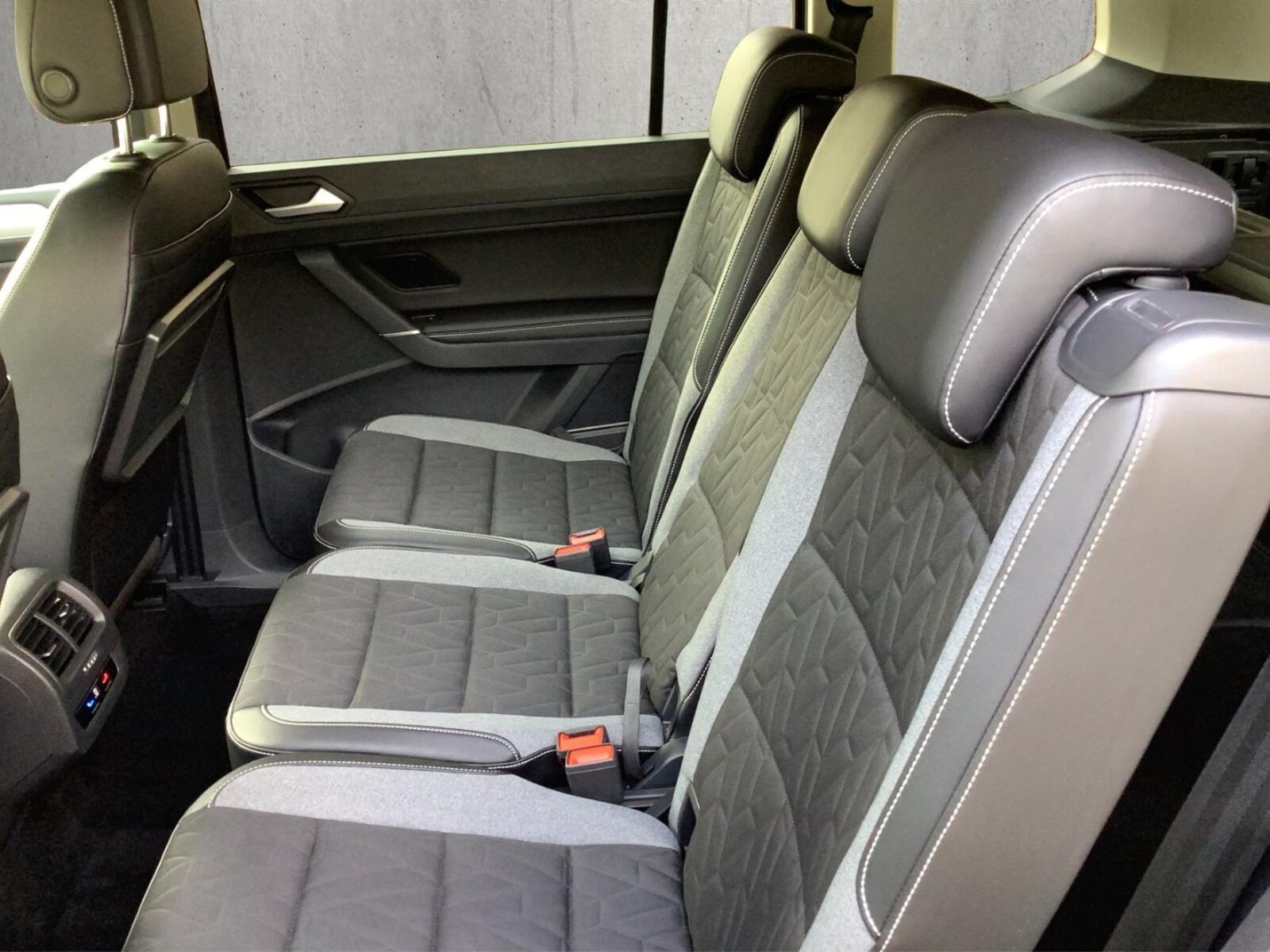 Volkswagen Touran – Bild 21