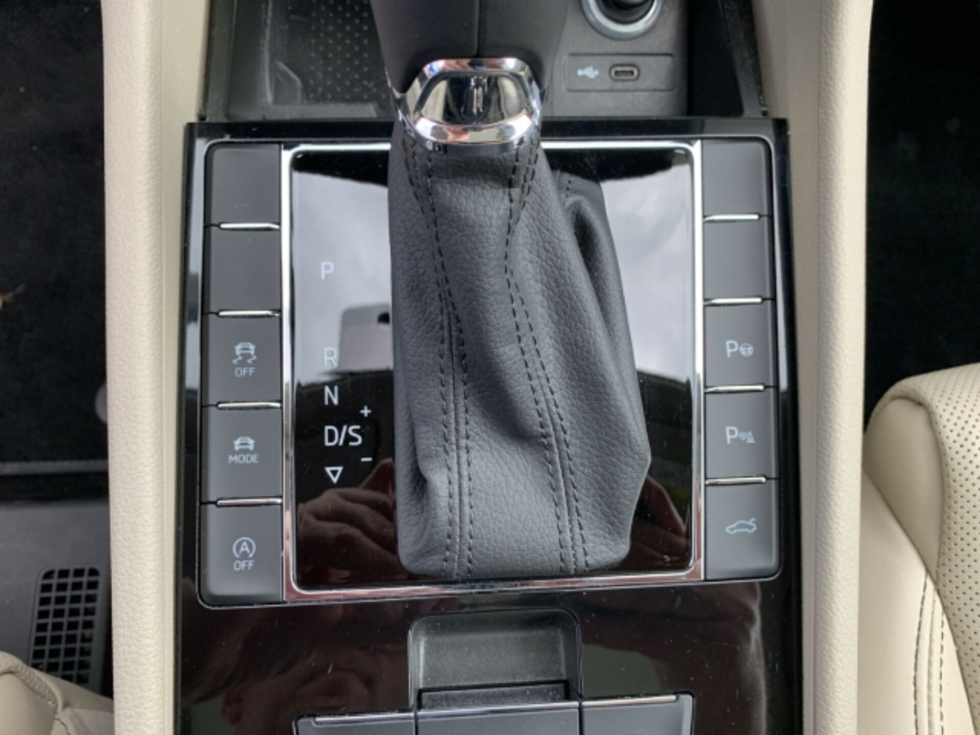 Skoda Superb Combi Laurin & Klement