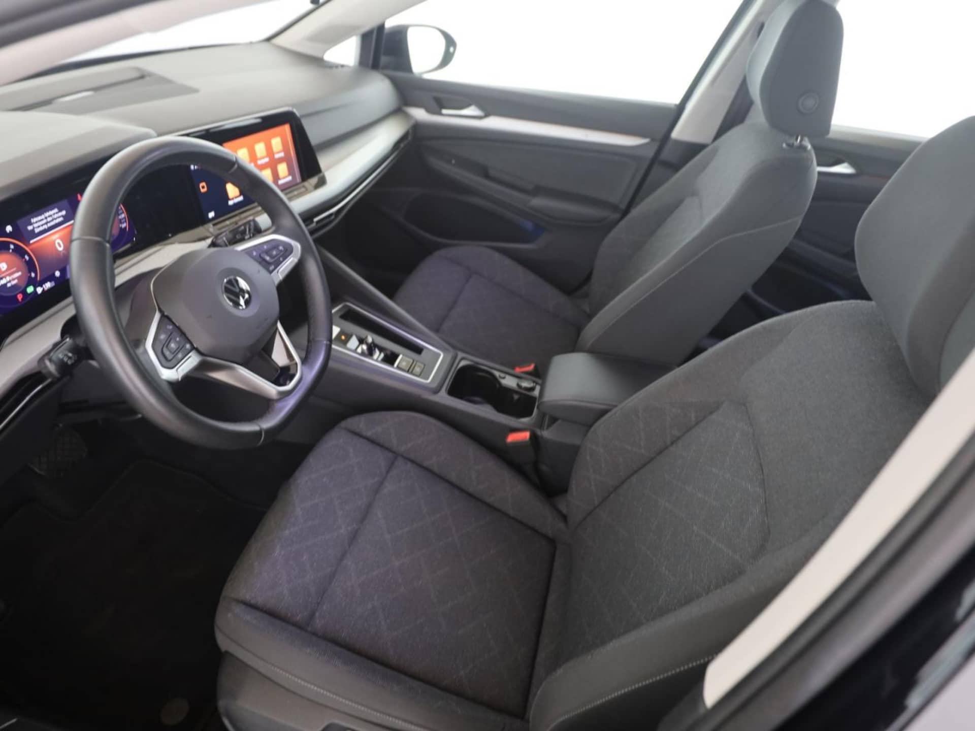 Volkswagen Golf Variant Life
