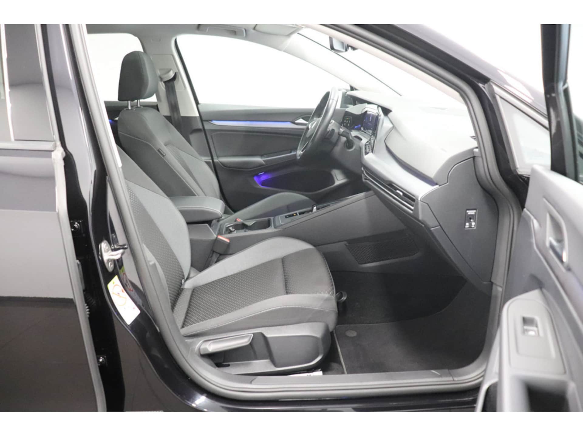 Volkswagen Golf Active