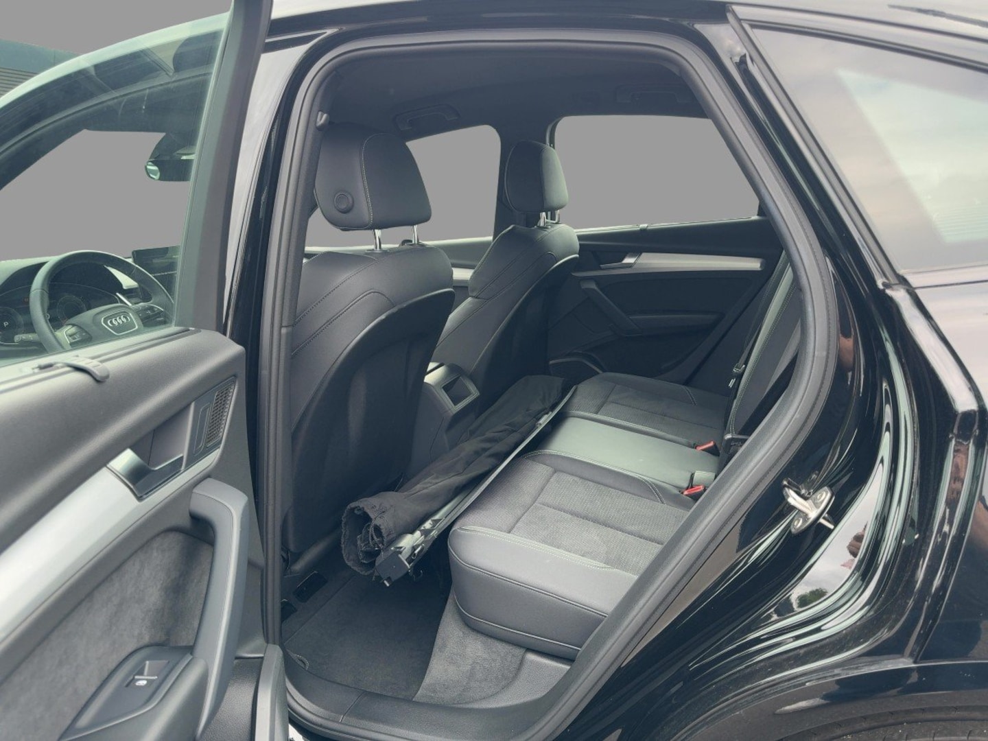 Bild über Audi Q5 Sportback 40 TDI quattro S tronic - für weitere Informationen kontaktieren Sie den Audi Partner