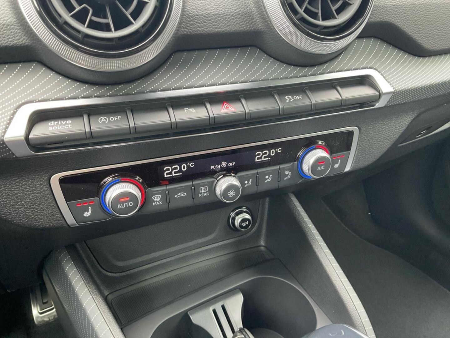Bild über Audi Q2 S line 35 TFSI S tronic - für weitere Informationen kontaktieren Sie den Audi Partner
