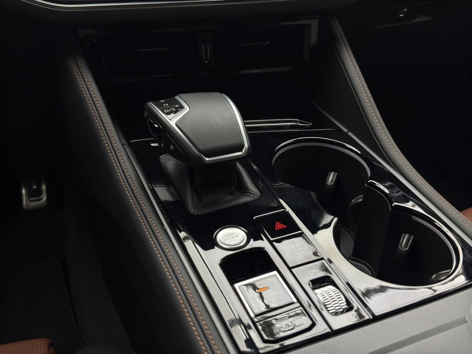 Volkswagen Touareg – Bild 7