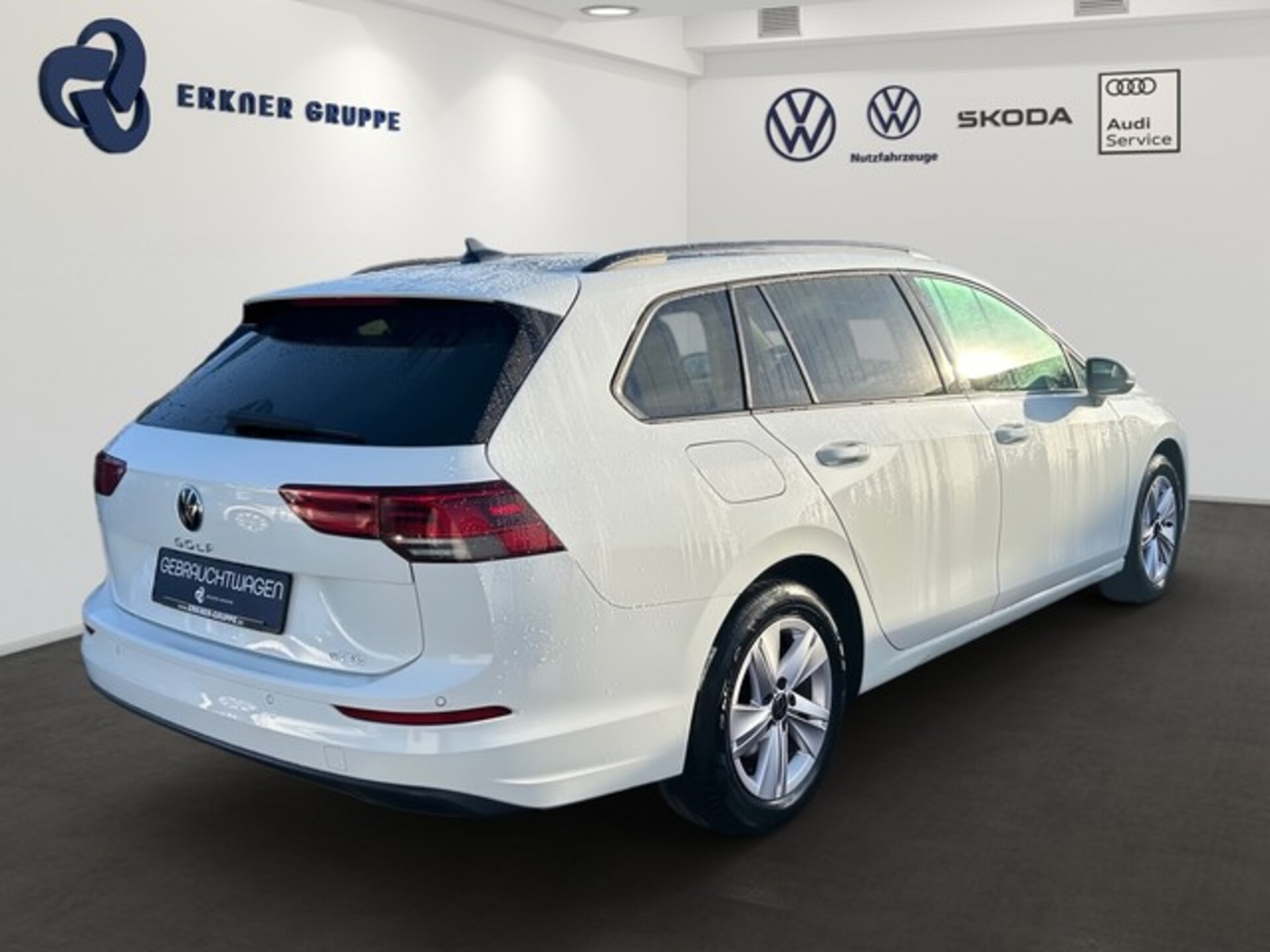 Volkswagen Golf Variant Life