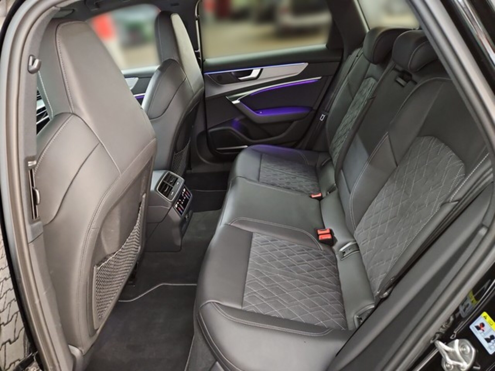 Audi S6 Avant