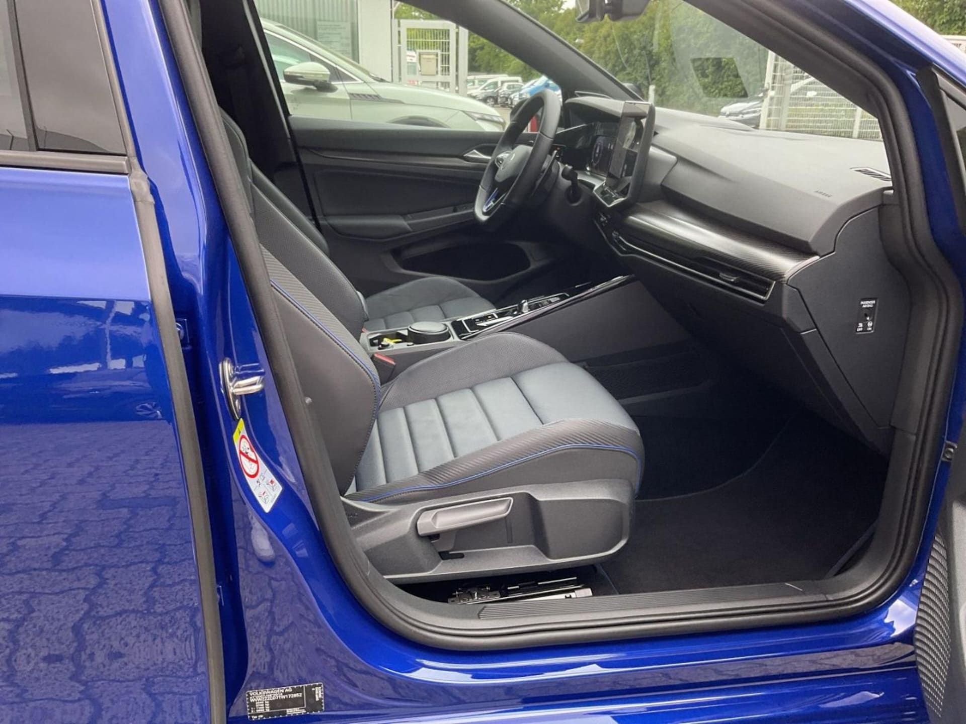 Volkswagen Golf R