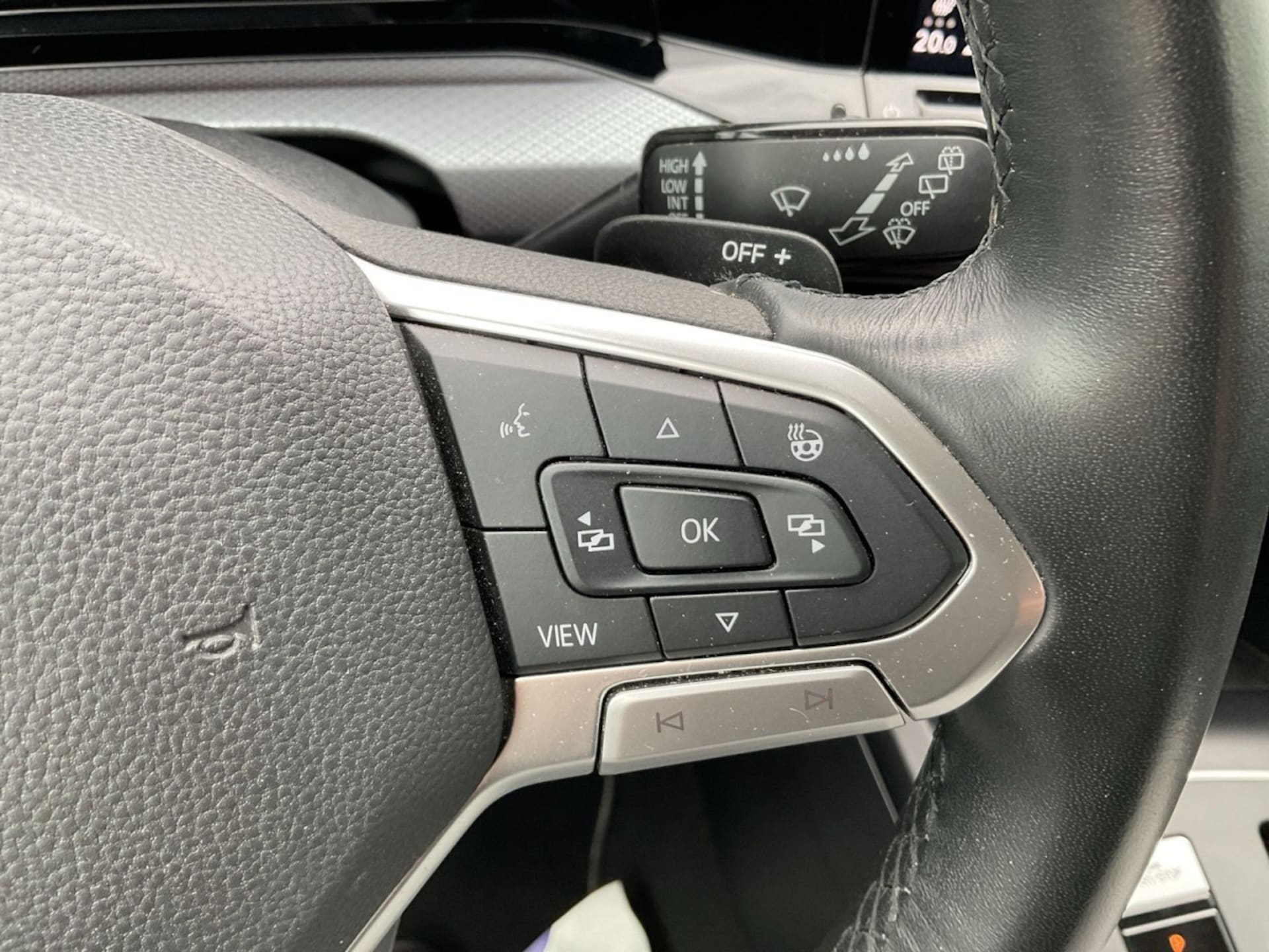 Volkswagen Golf Active